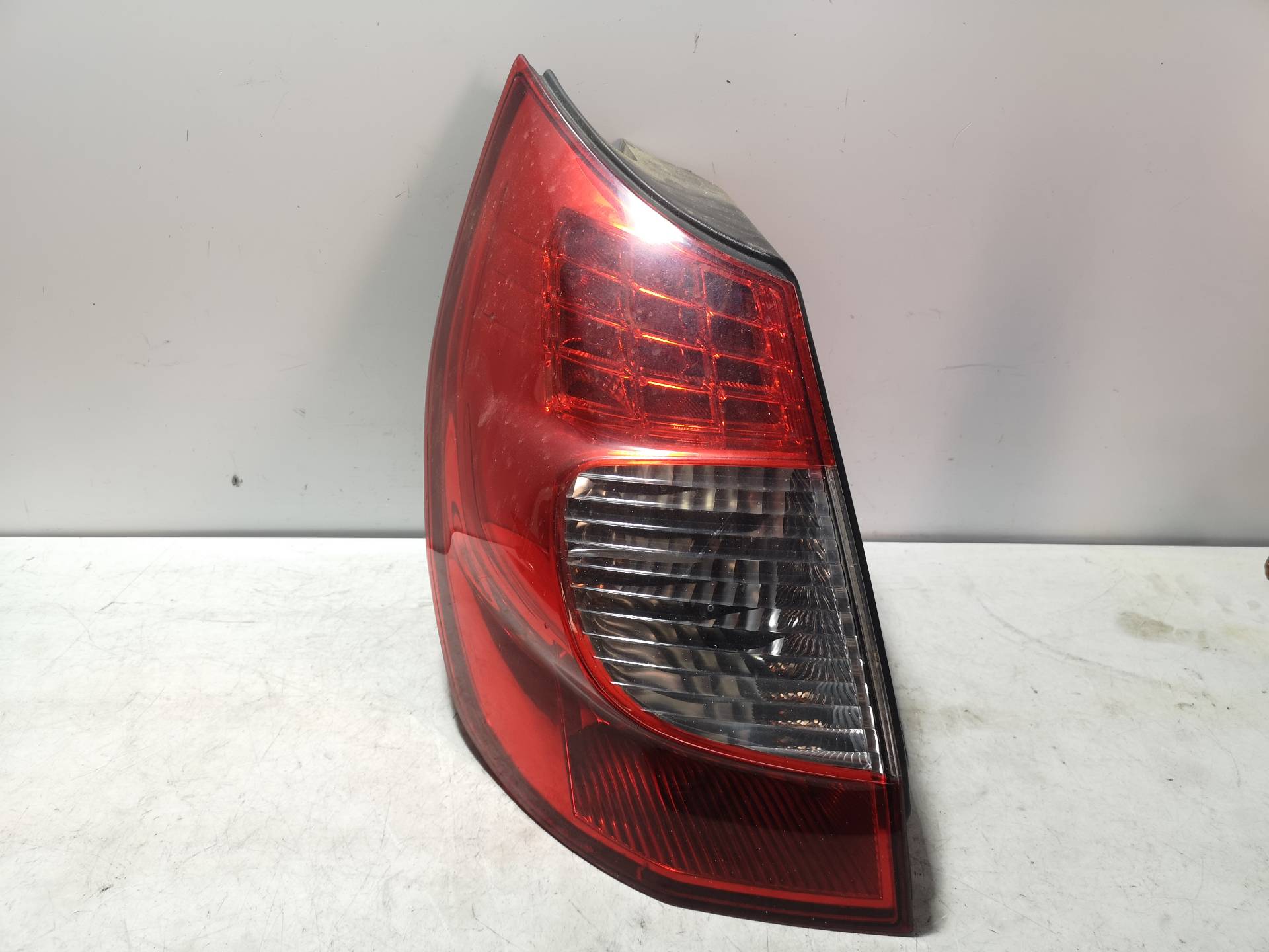 RENAULT Scenic 2 generation (2003-2010) Rear Left Taillight 8200474328A 24943389