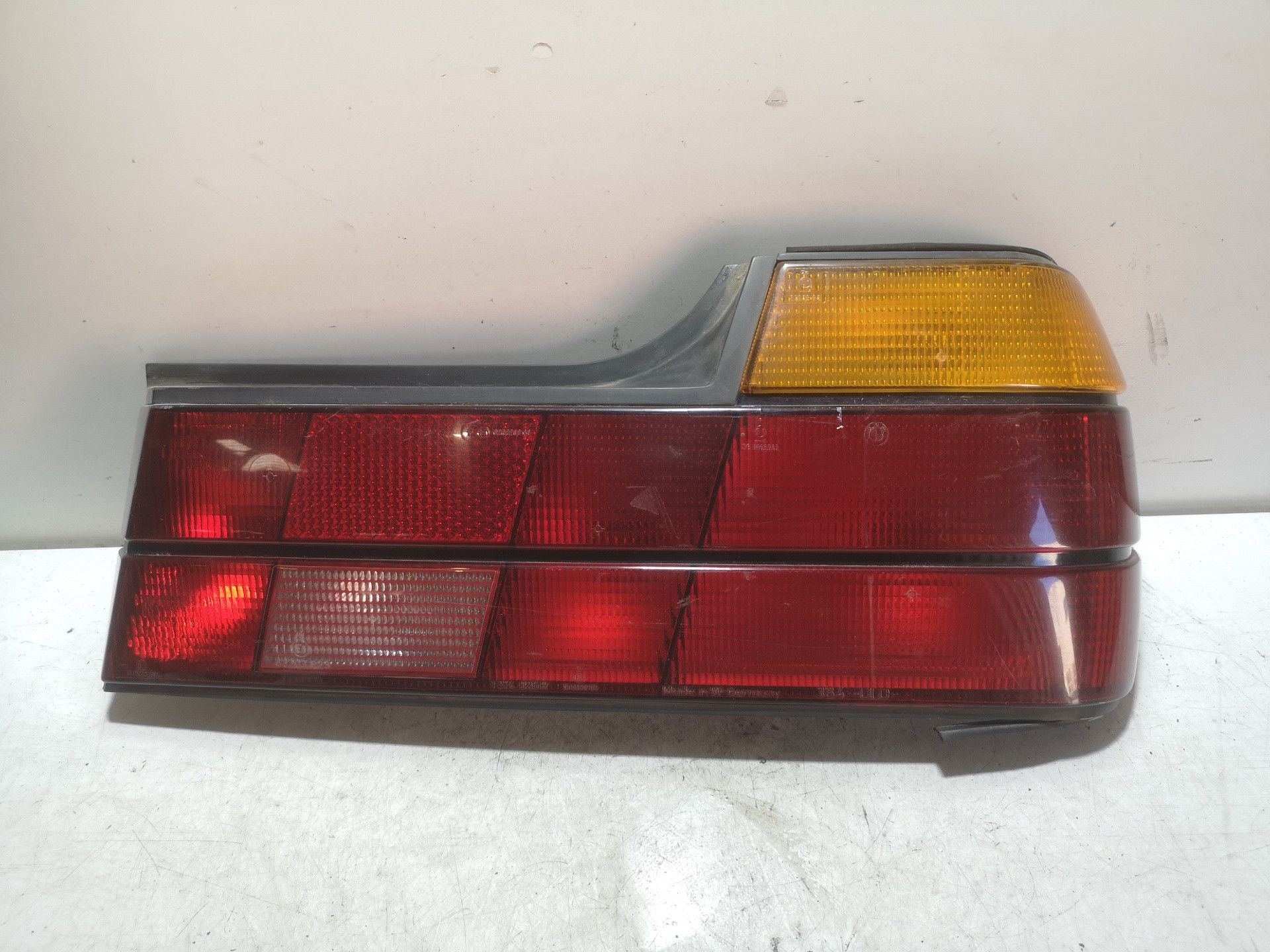 BMW 7 Series E32 (1986-1994) Feu arrière droit 20036984