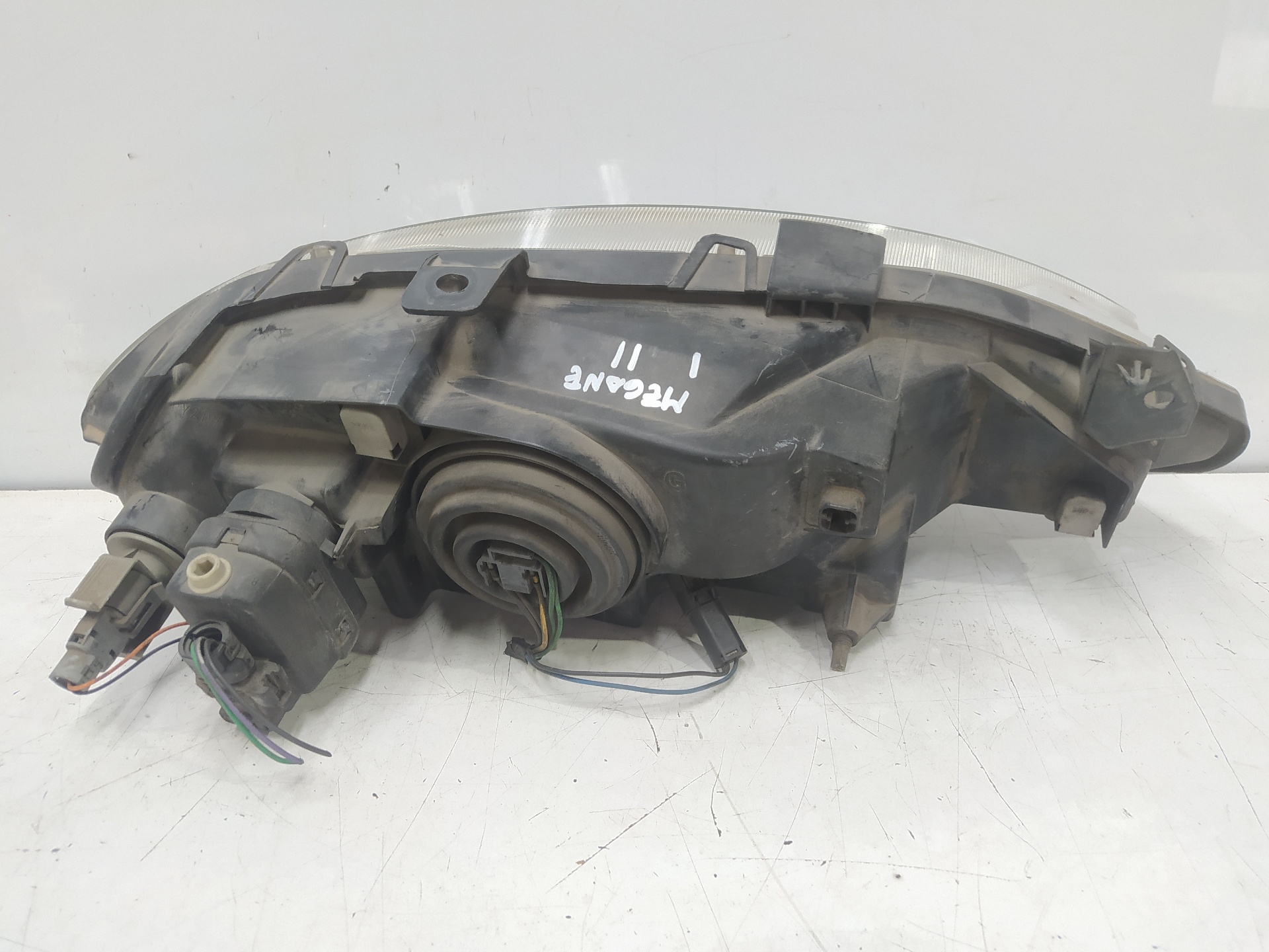 AUDI A6 C5/4B (1997-2004) Front Left Headlight 25351546