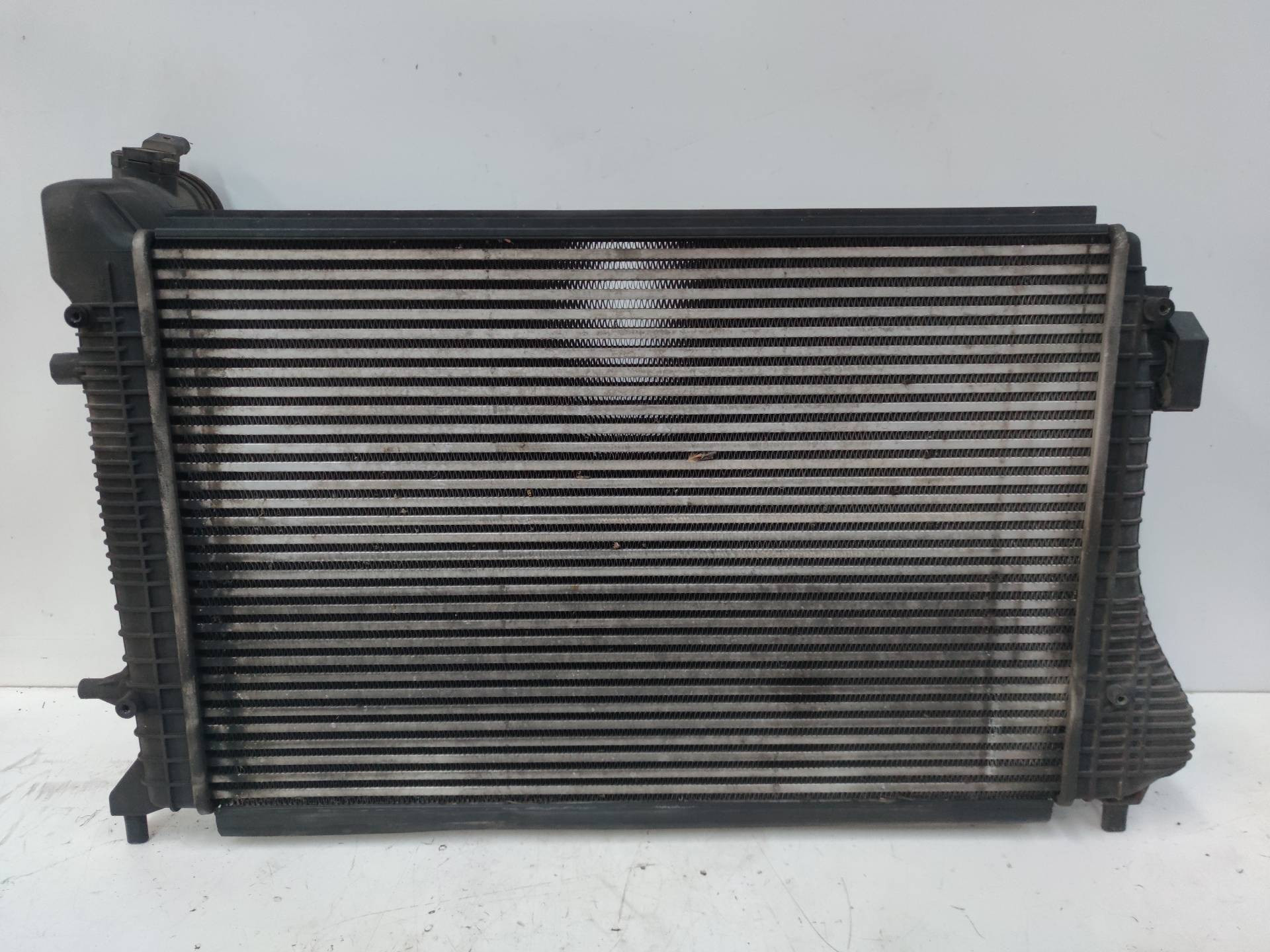 SKODA Octavia 2 generation (2004-2013) Radiator intercooler 1K0145803J 20075711