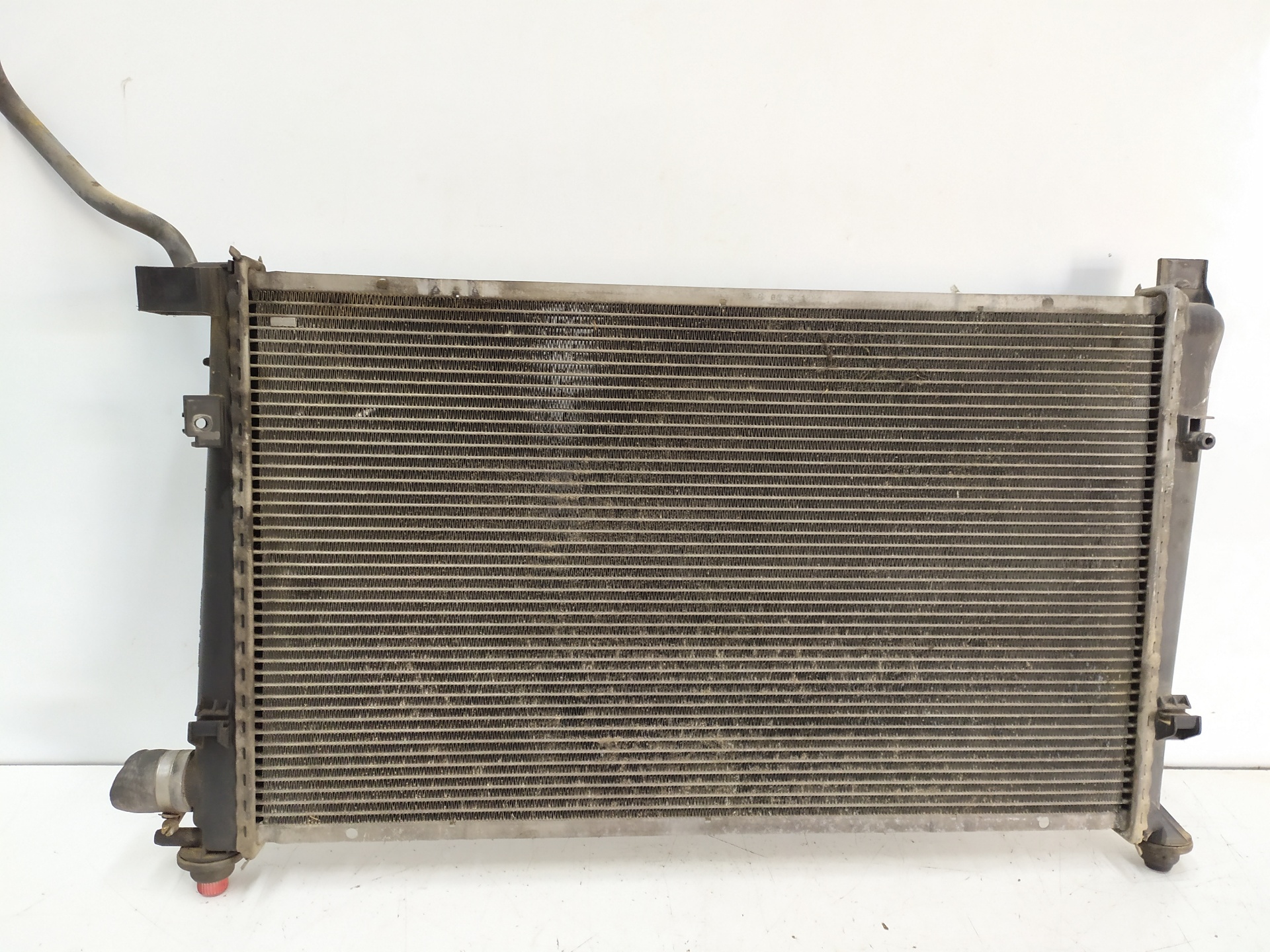 FIAT Gaisa kondensācijas radiators A1685001702 25416253