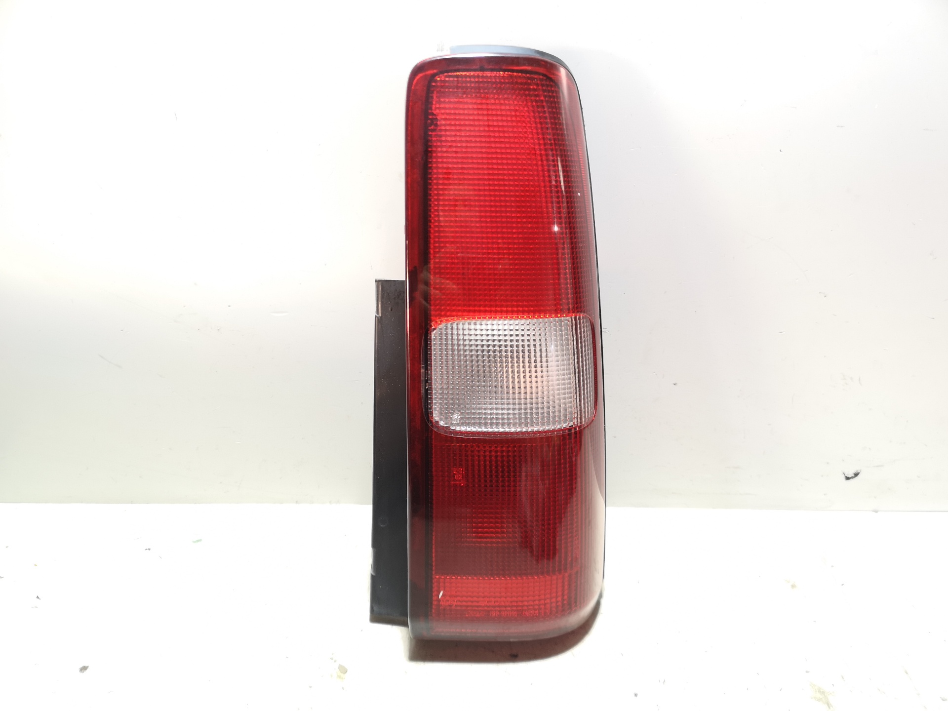 SUZUKI Jimny 3 generation (1998-2018) Rear Right Taillight Lamp 13232091 24977251