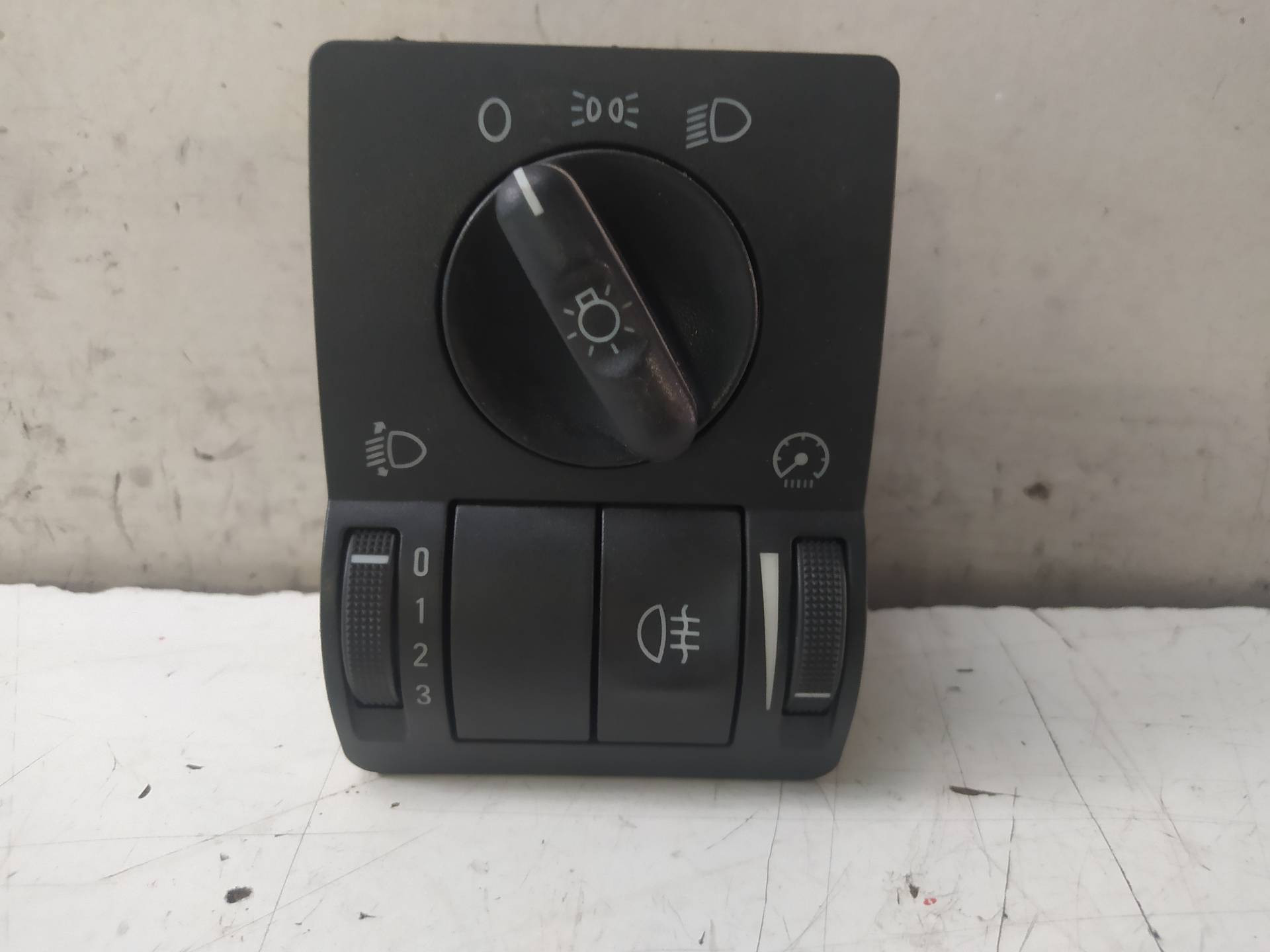 RENAULT Corsa C (2000-2006) Headlight Switch Control Unit 9116612 20052554