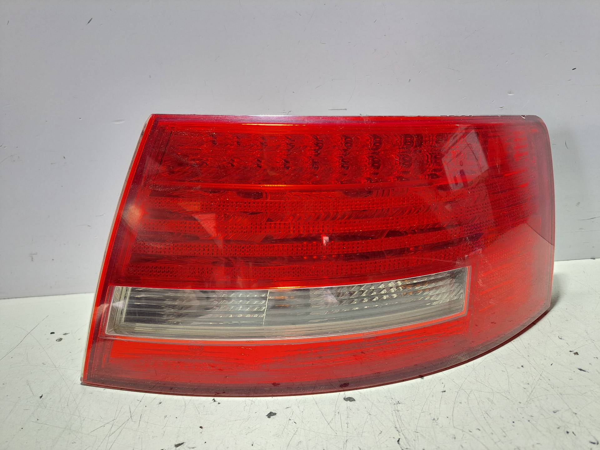 AUDI A6 C6/4F (2004-2011) Rear Right Taillight Lamp 4F5945096F 25114775