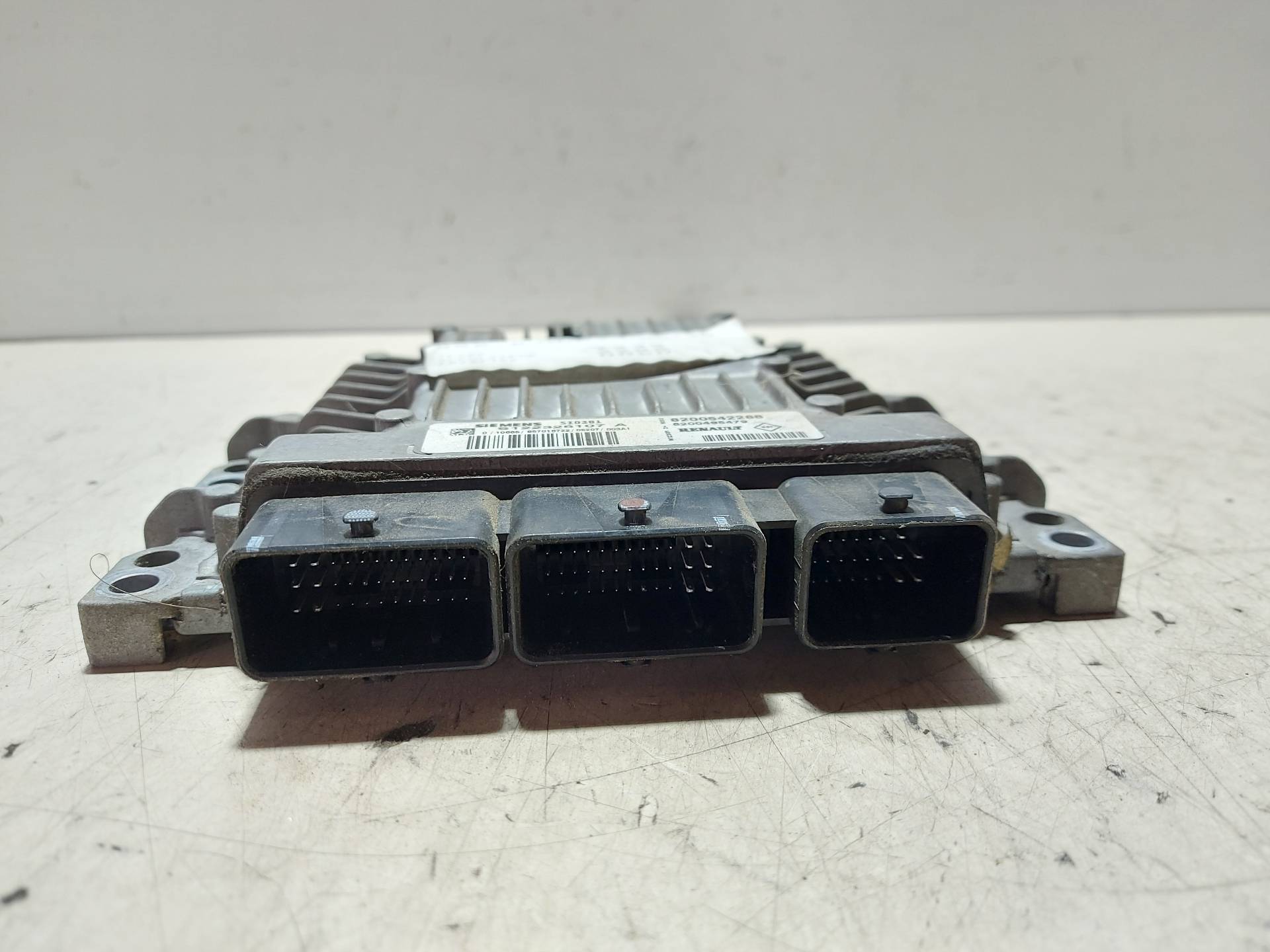 HYUNDAI i10 1 generation (2007-2013) Engine Control Unit ECU 8200542288 25416157