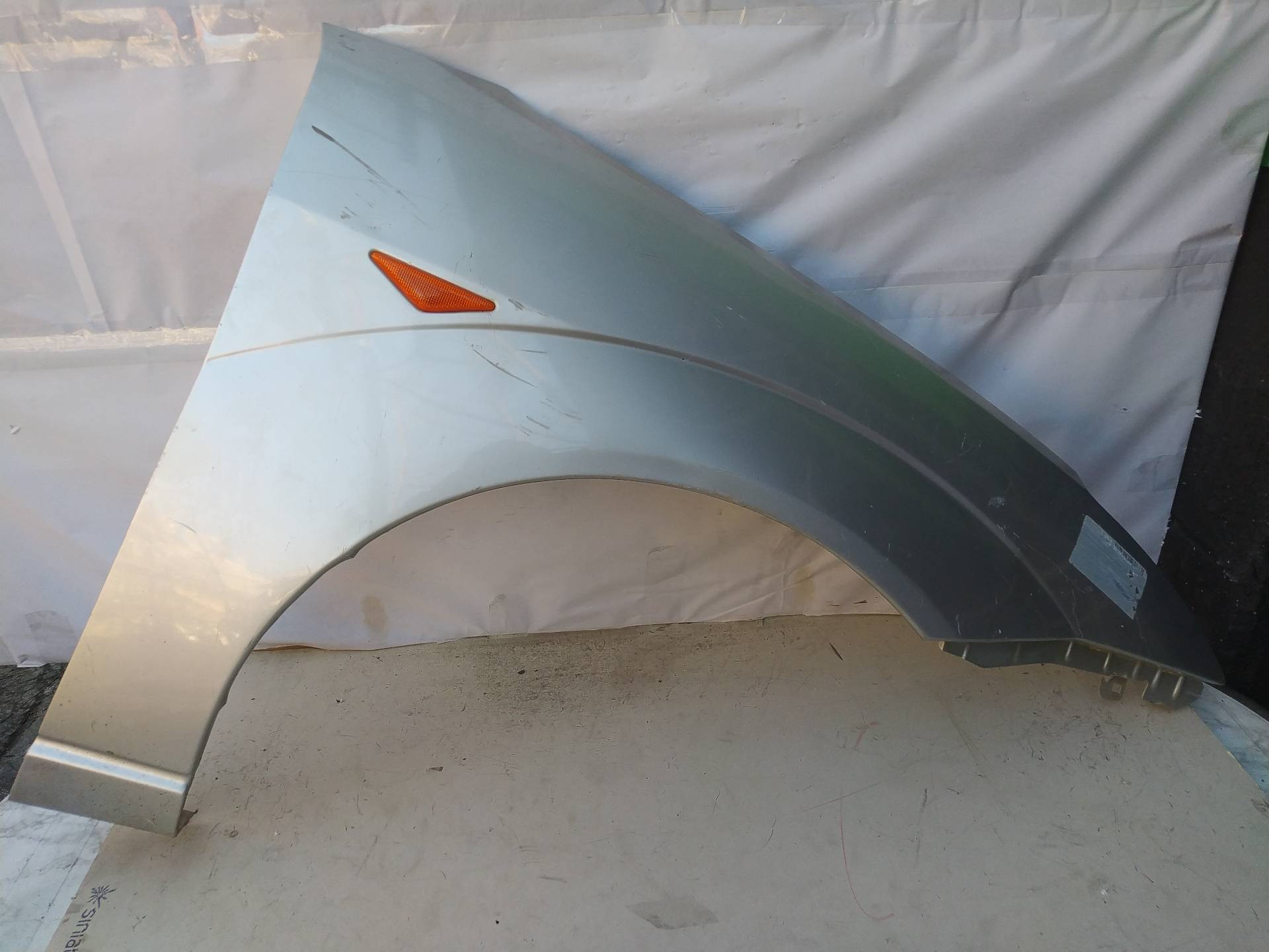 PEUGEOT Focus 1 generation (1998-2010) Front Right Fender 20082710