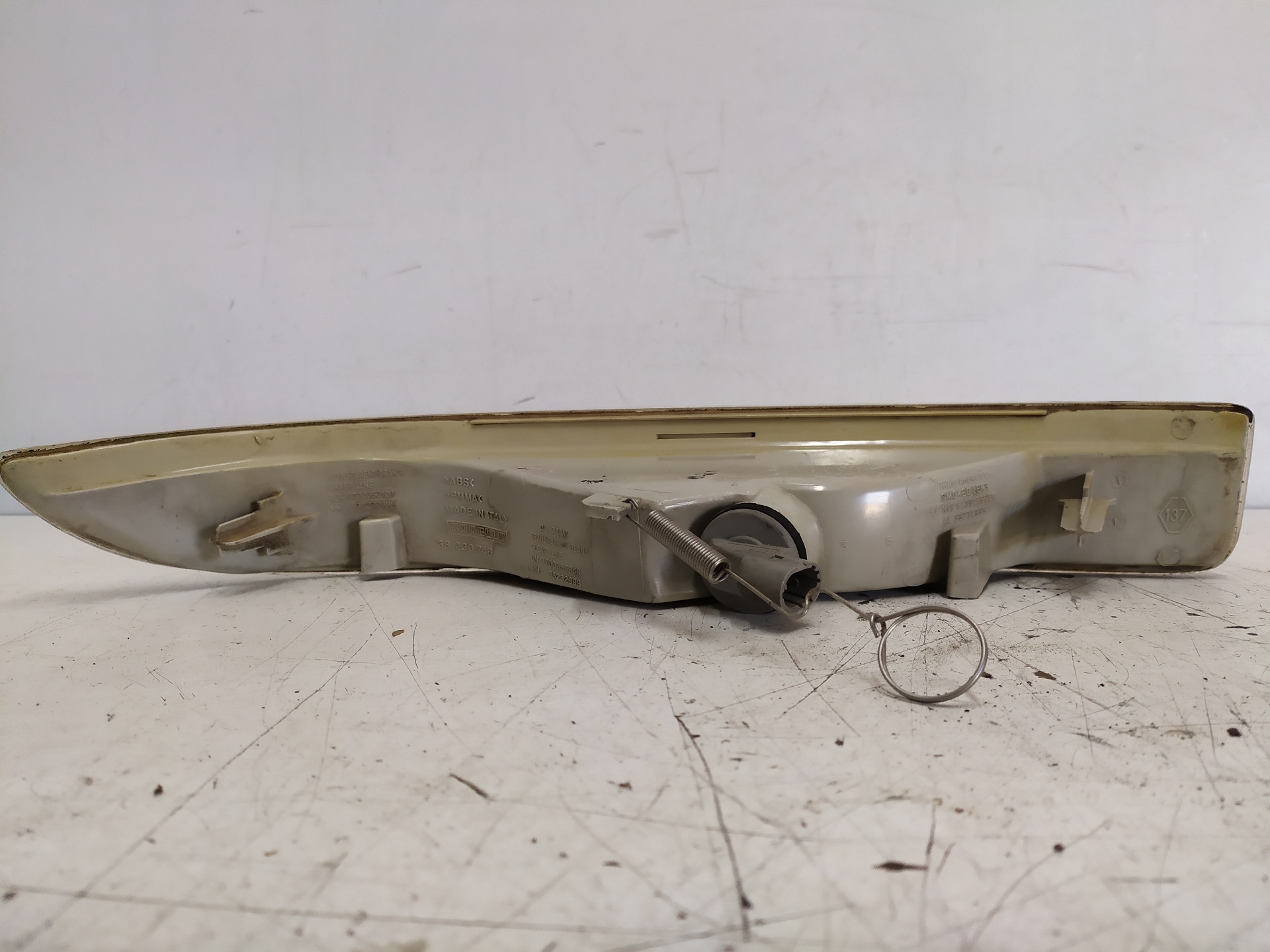 Headlamp lh S9W 38230748 de Renault Master ii furgón (fd) 2001-2003 - pieza usada