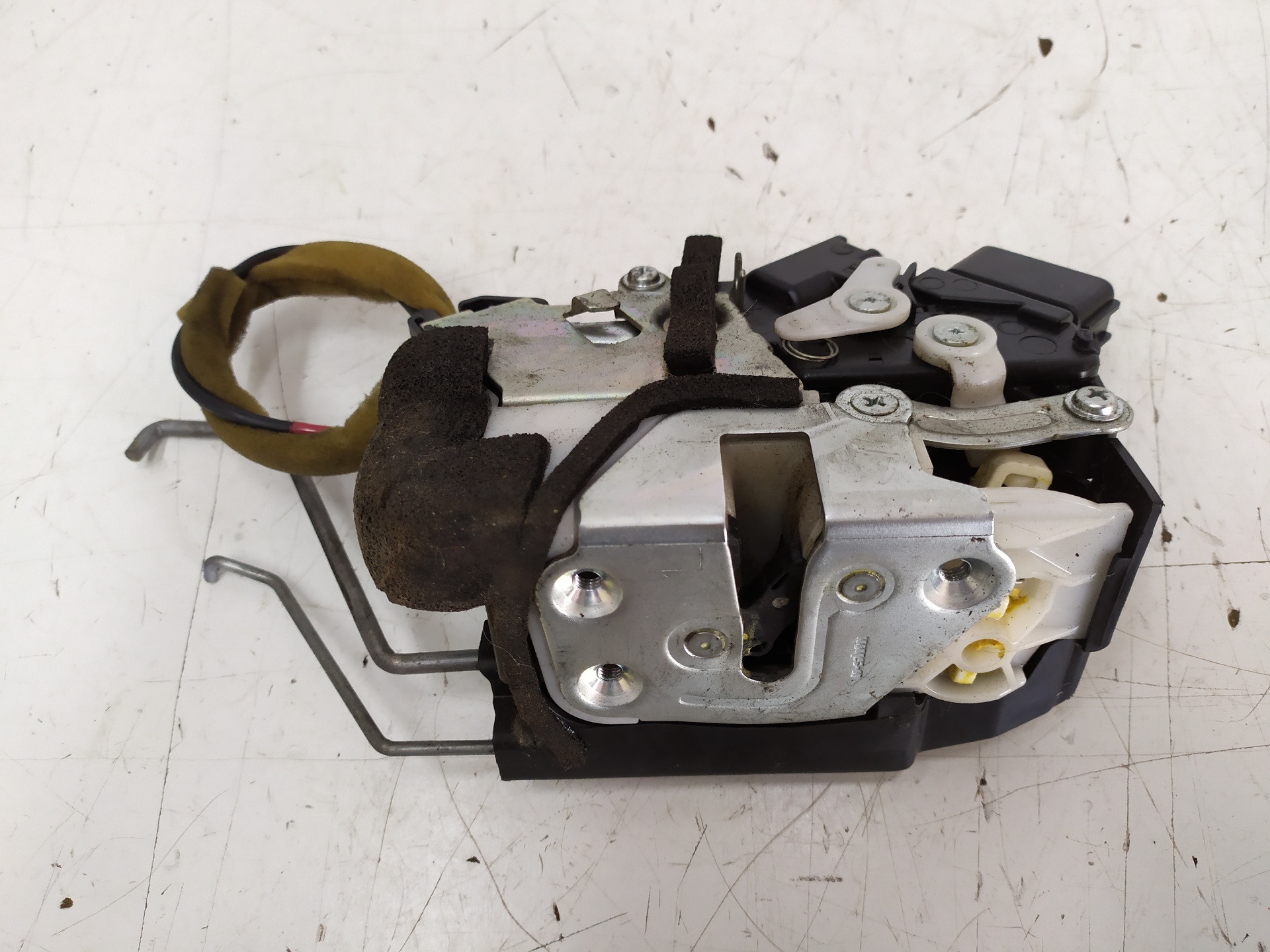 MAZDA 5 2 generation (2010-2015) Front Left Door Lock B83B85L 25578668