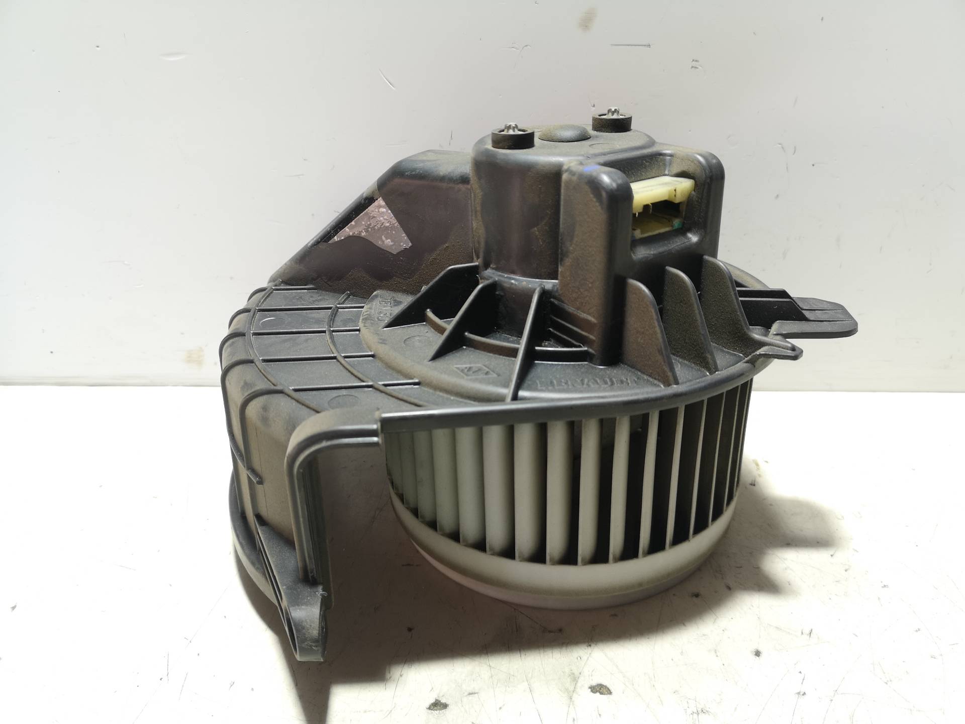 CHEVROLET Kangoo 2 generation (2007-2021) Нагревательный вентиляторный моторчик салона 173830000 25038686