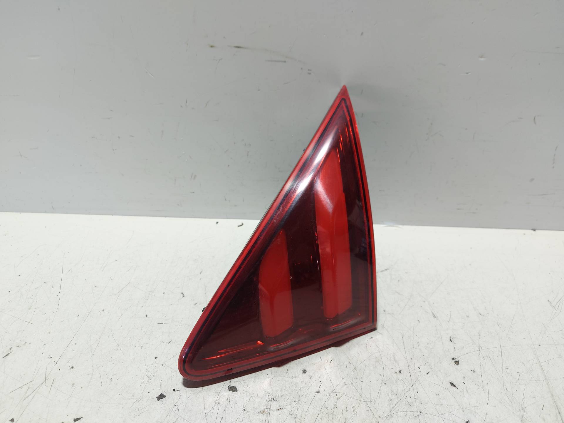 PEUGEOT 3008 2 generation (2017-2023) Rear Right Taillight Lamp 9805511280 25351721