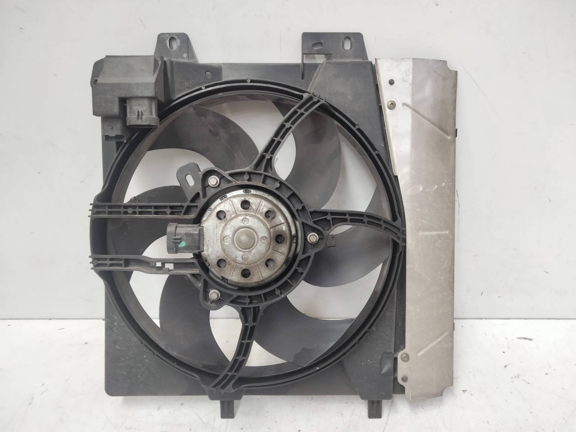 CITROËN C2 1 generation (2003-2009) Difūzoriaus ventiliatorius 9653804080 25037084