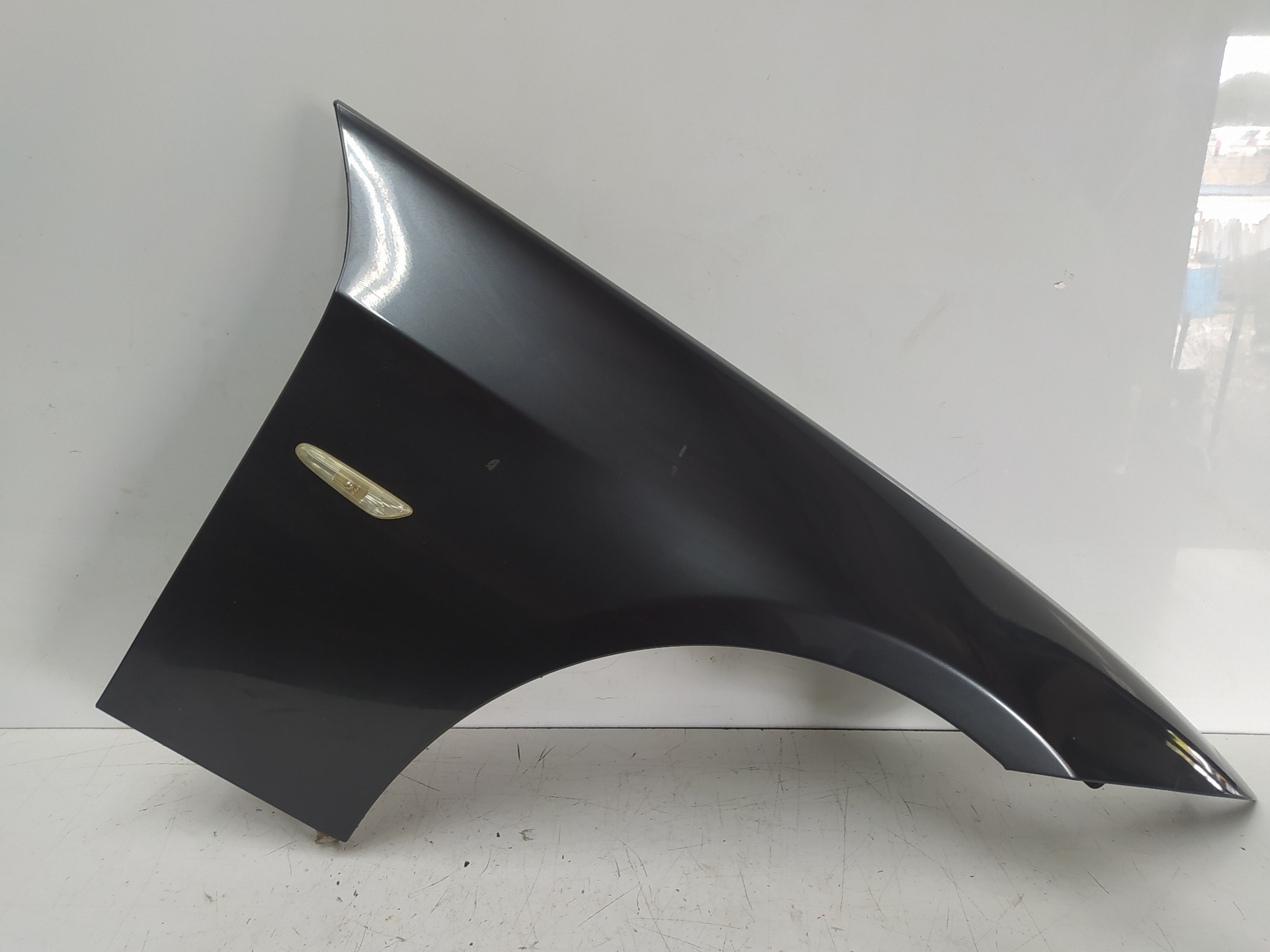 BMW 3 Series E90/E91/E92/E93 (2004-2013) Front Right Fender 25114768