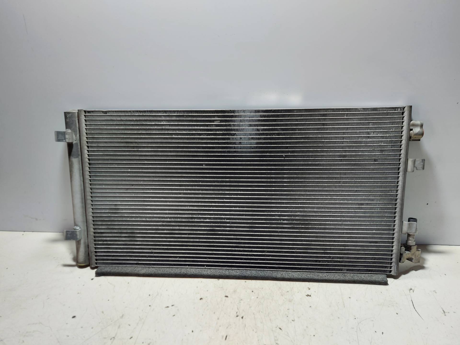 BMW Scenic 3 generation (2009-2015) Air Con Radiator 92100001R 25351732