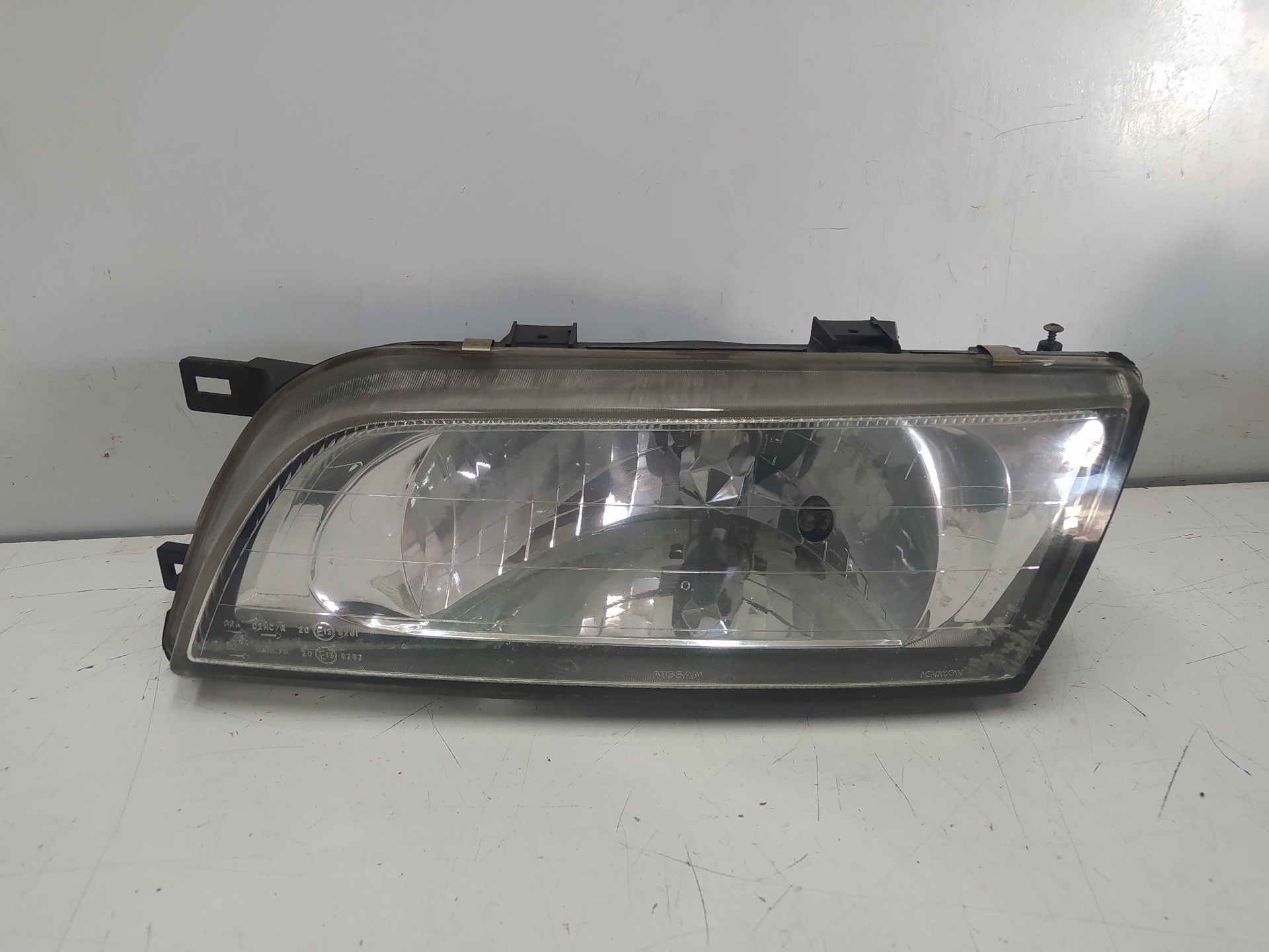 NISSAN Almera N15 (1995-2000) Front Left Headlight 25039100