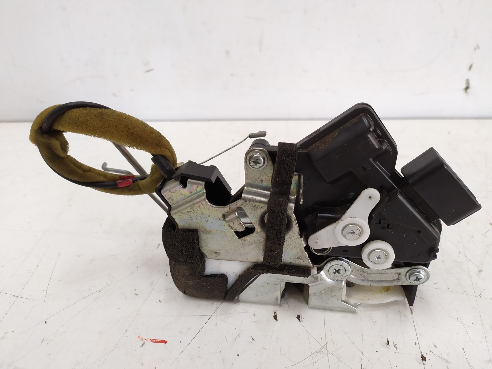 MAZDA 5 2 generation (2010-2015) Front Left Door Lock B83B85L 25578668