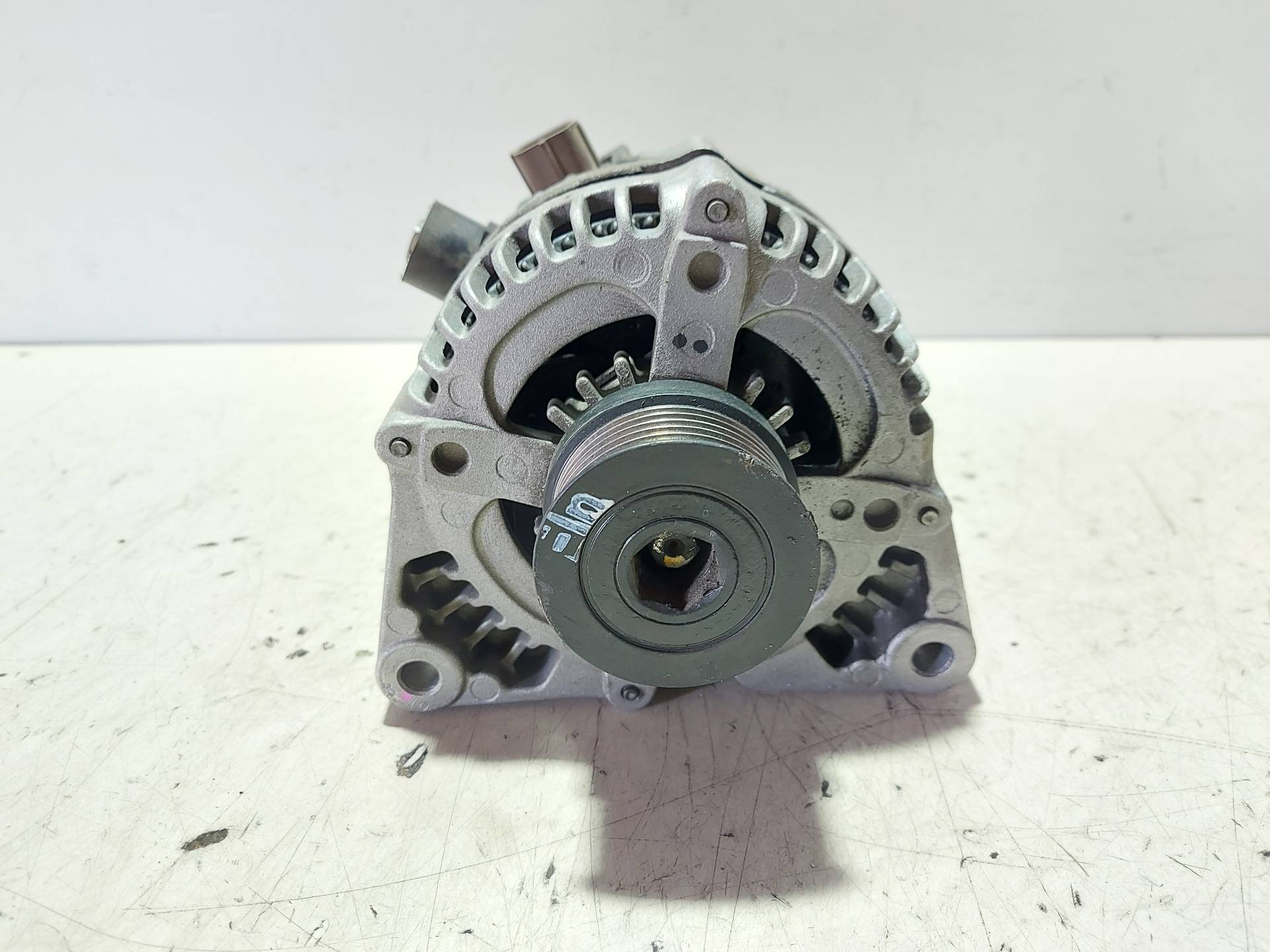 FORD Kuga 2 generation (2013-2020) Alternator 471690359 25351763