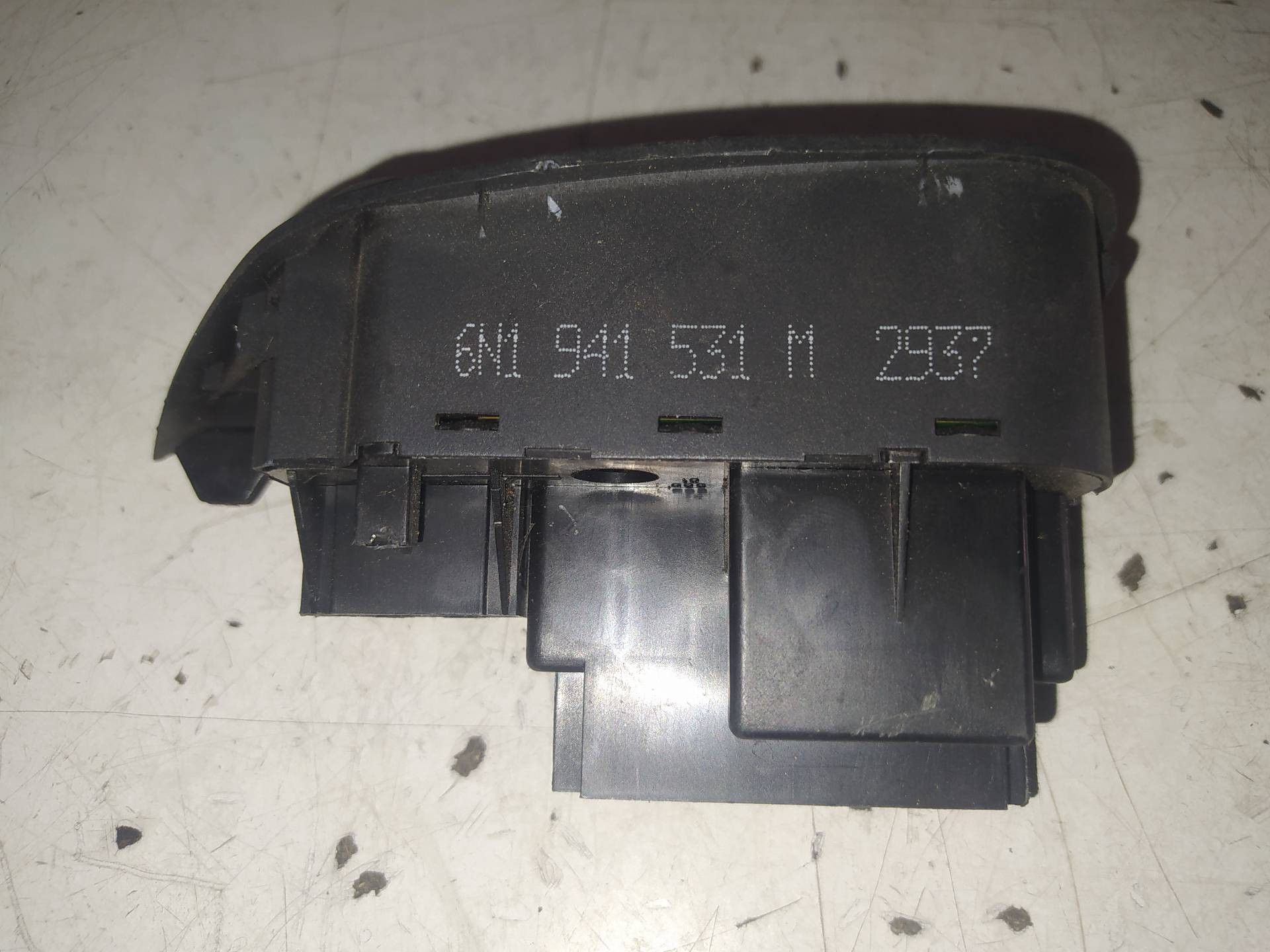 VOLKSWAGEN Polo 3 generation (1994-2002) Headlight Switch Control Unit 6N1941531M 20051279