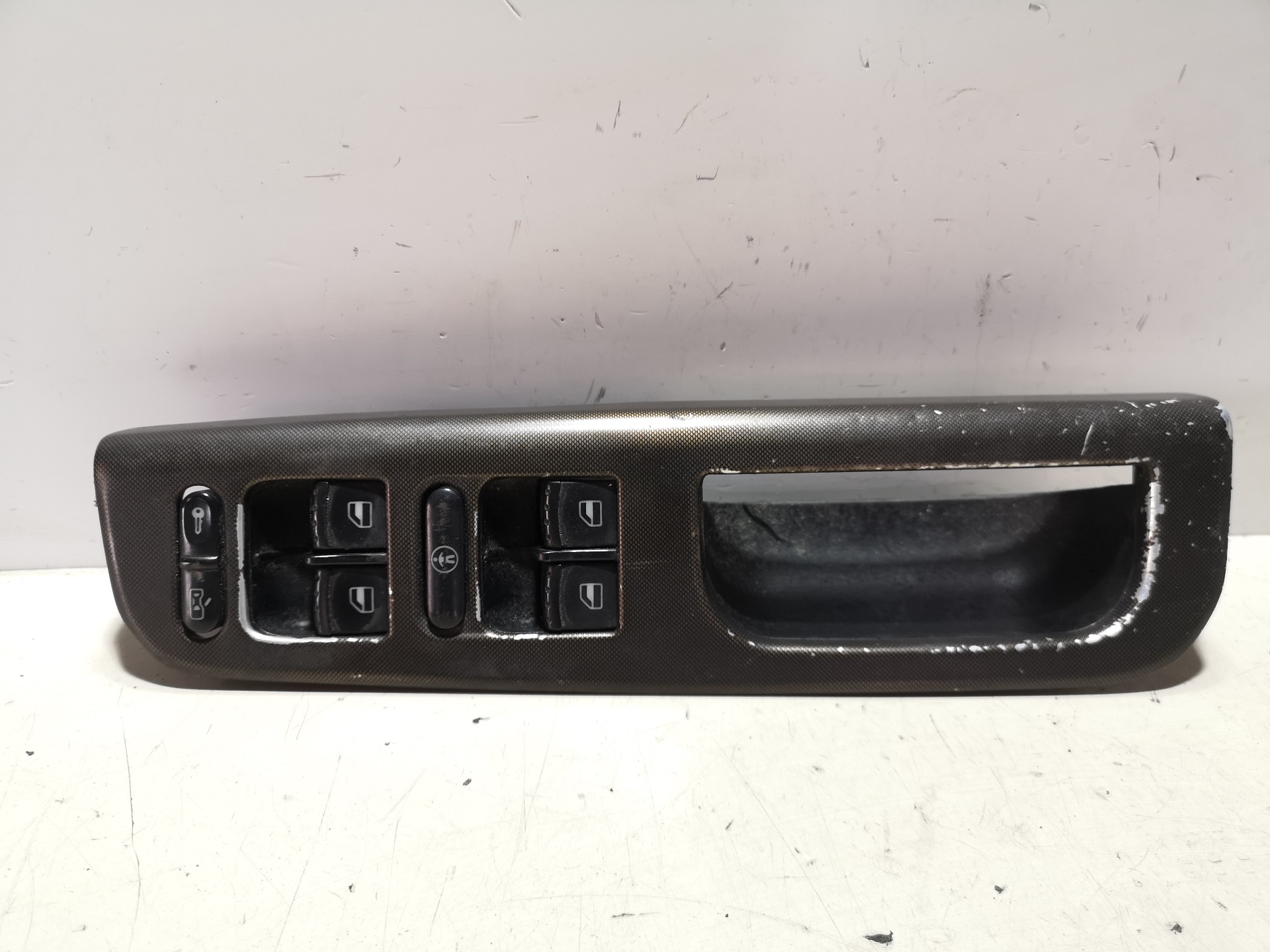 VOLKSWAGEN Passat B5 (1996-2005) Commutateur de fenêtre de porte avant gauche 1J4959857B 25039068