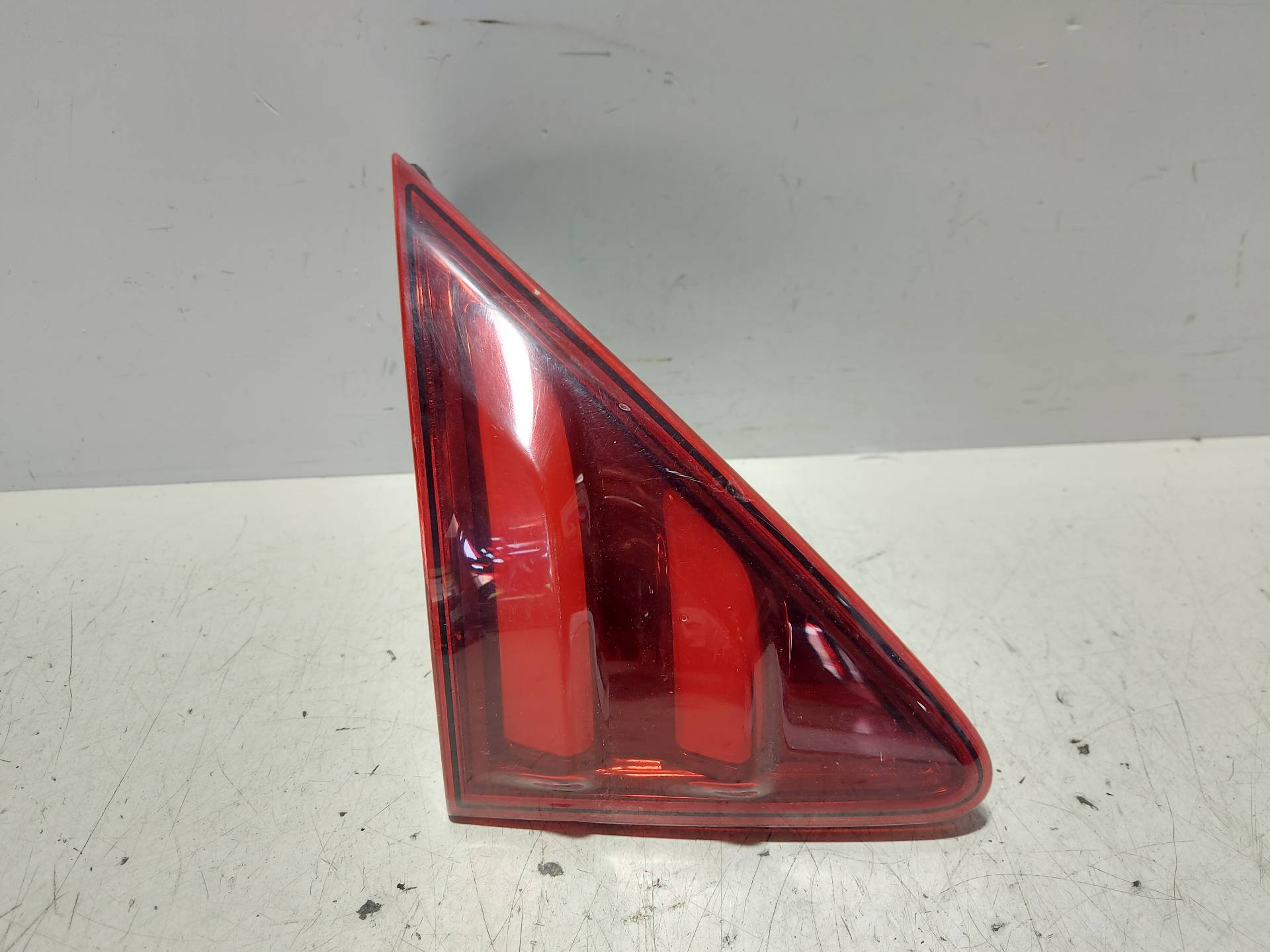 PEUGEOT 3008 2 generation (2017-2023) Rear Left Taillight 9805511380 25351714