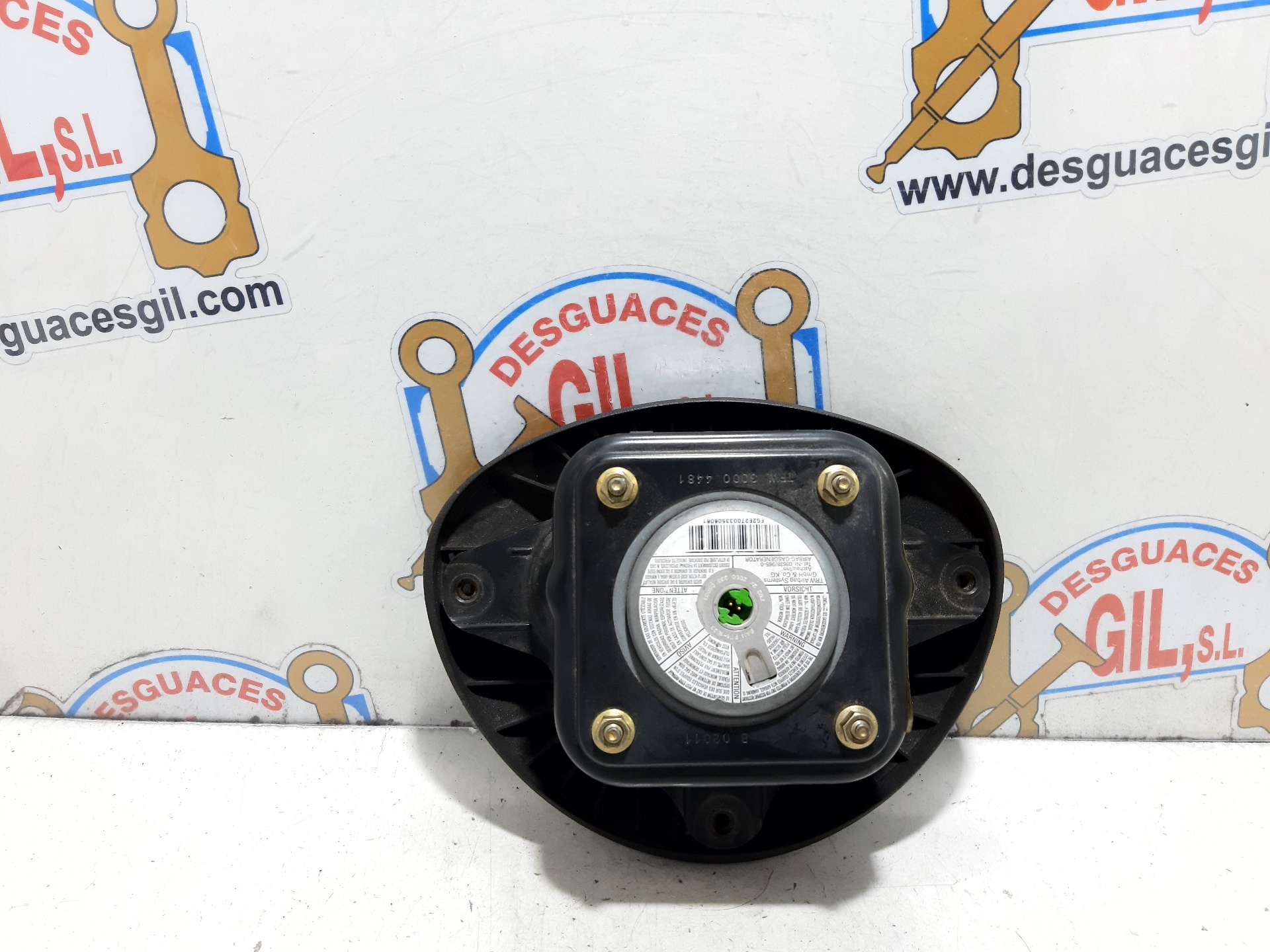 Airbag guida C9DB 735278157 de Fiat Punto (188_) 1999-2010 con 185731 km - pieza usada