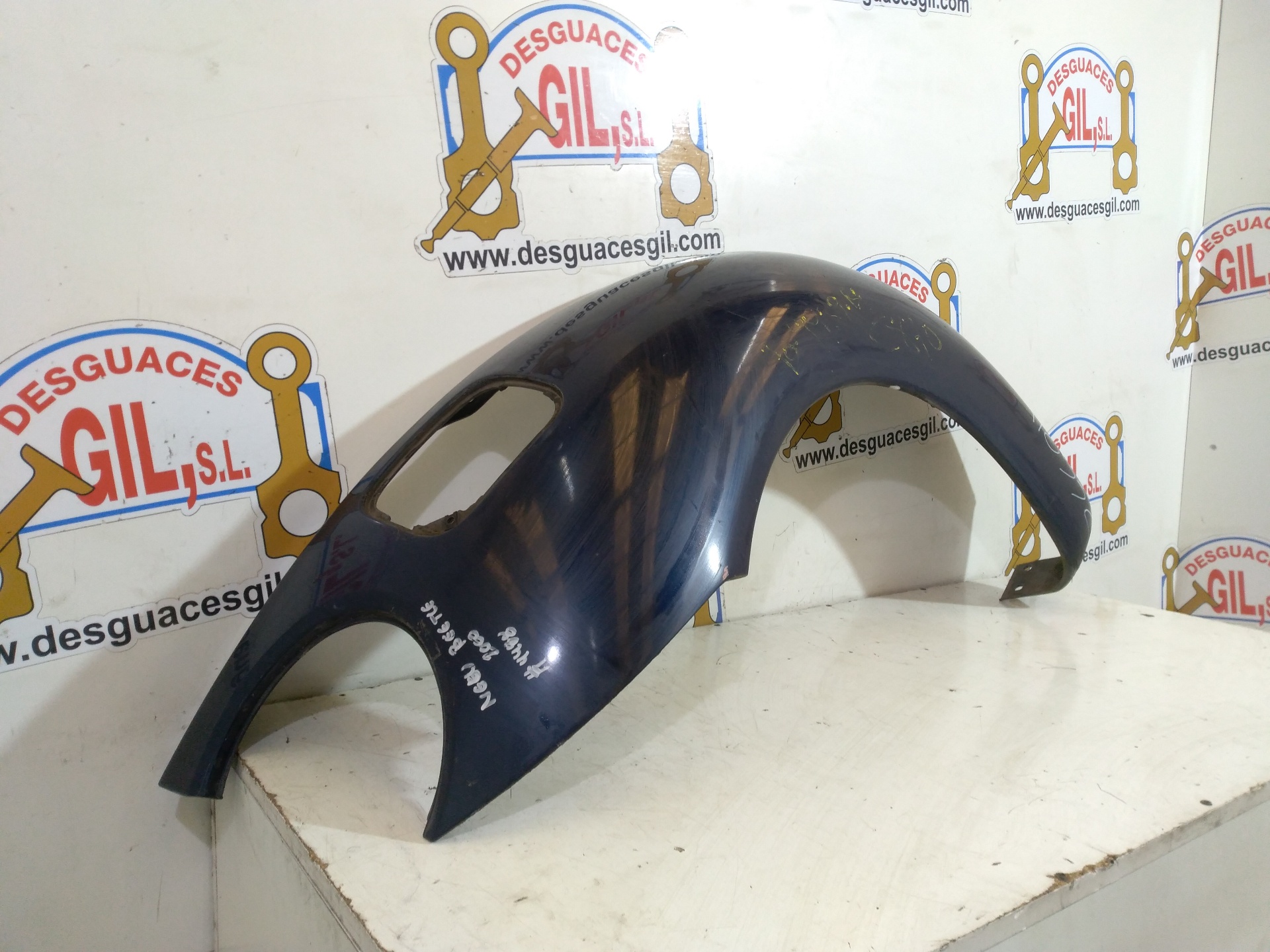 Aletín trasero derecho AQY de Volkswagen New beetle 1998-2012 - pieza usada
