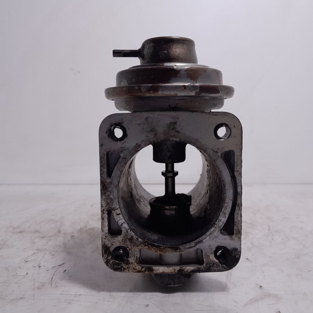 Válvula egr 11712244900 de Bmw 3 (e36) 1993-1998 - pieza usada
