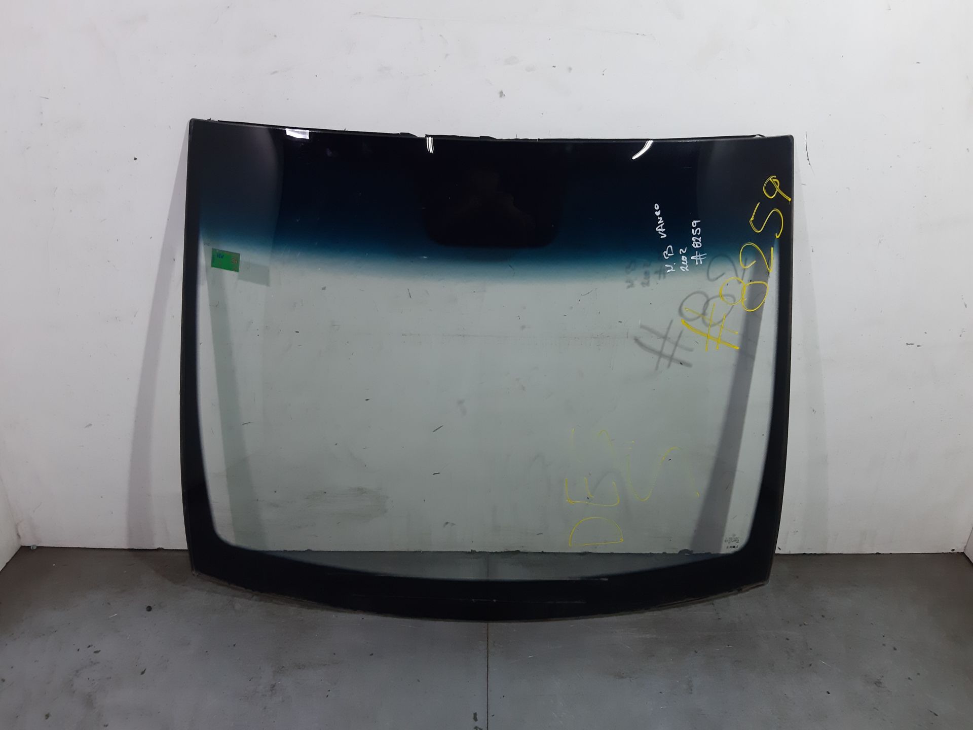 Parabrisas de Mercedes-benz Vaneo (414) 2002-2005 - pieza usada