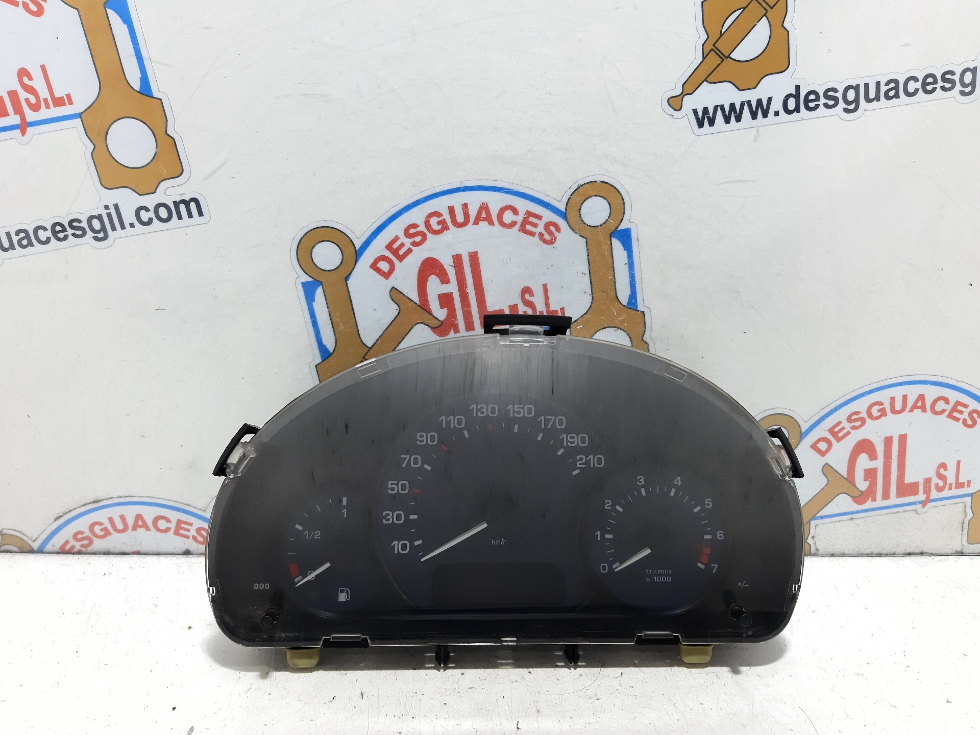 Cuadro de instrumentos KFVTU3JP 9658241480 de Peugeot 1007 2005-0 - pieza usada