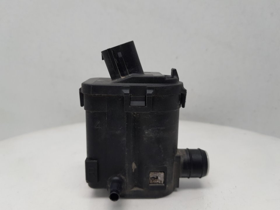 Bomba del limpia G4LELU481548 985102 de Hyundai Kona 2019-2020 - pieza usada