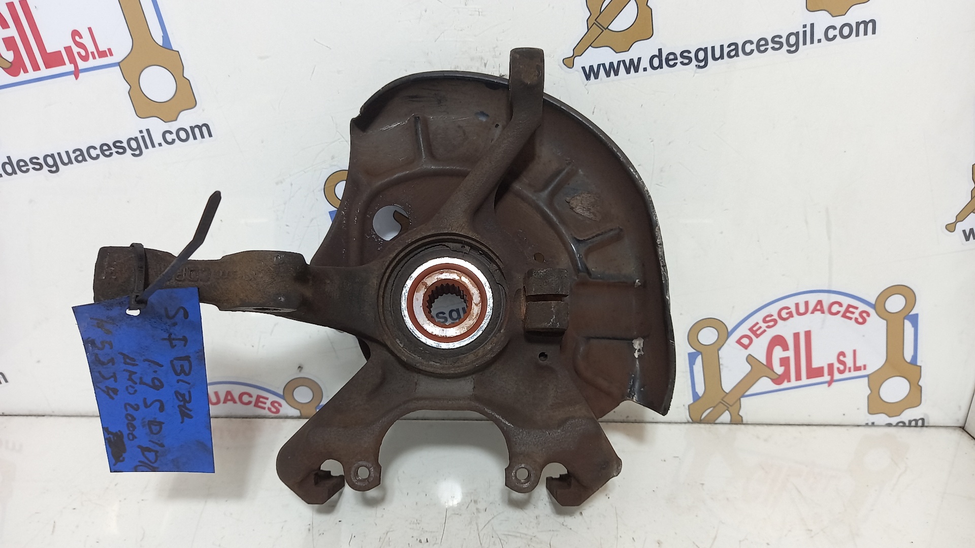 Mangueta delantera derecha AGP de Seat Ibiza ii (6k1) 1996-2002 - pieza usada