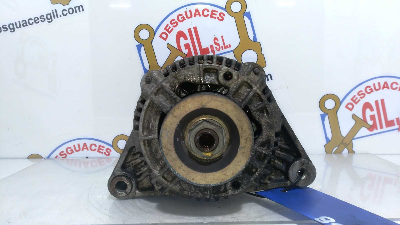 Alternador HDZ 9605062980 de Citroen Saxo 1996-1999 con 235963 km - pieza usada