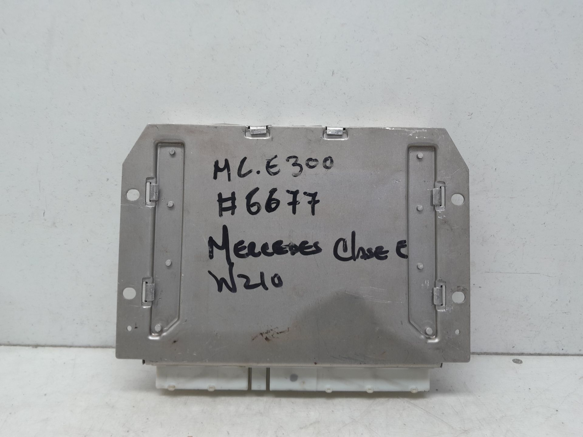 Centralita asr 606962 0175457532 de Mercedes-benz Clase e (w210) 1999-2002 - pieza usada