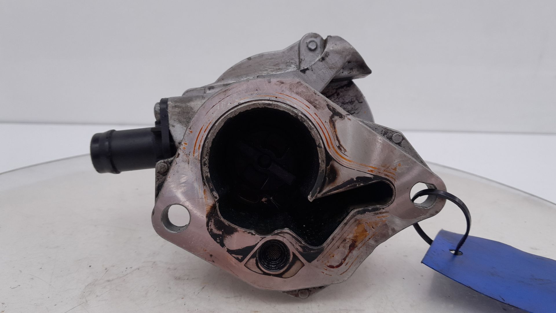 Depresor freno / bomba vacio K9KP7 8200577807 de Renault Scénic ii (jm0/1_) 2003-2006 - pieza usada