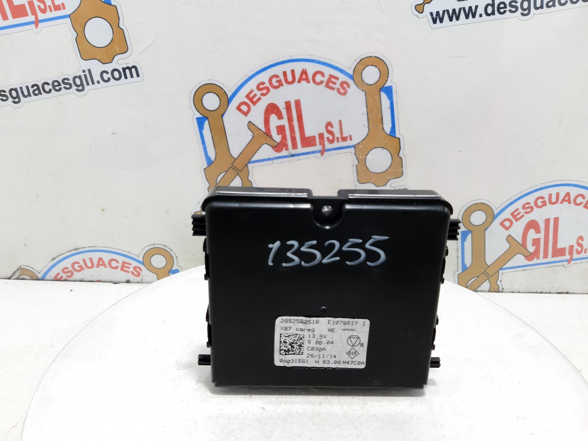 Centralita del aire acondicionado D-WJY 285258251R de Renault Captur 2015-2020 - pieza usada