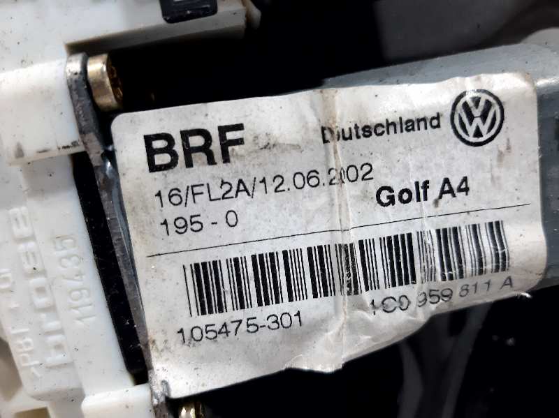 Elevalunas trasero izquierdo 3566 1C0959811A de Volkswagen Golf 2002-2002 con 167508 km - pieza usada