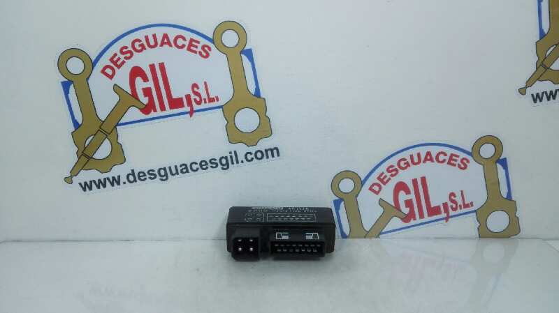 Relé 898699 de Volvo Serie 440 1988-1997 106 CV - pieza usada