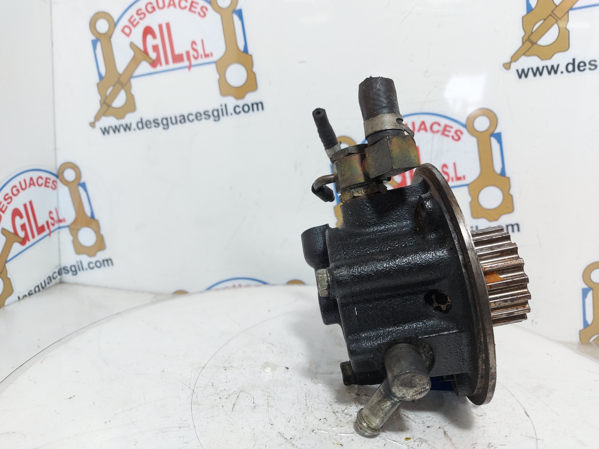 Depresor freno / bomba vacio OM628960 46502J601 de Nissan Primera 1996-1999 con 201839 km - pieza usada