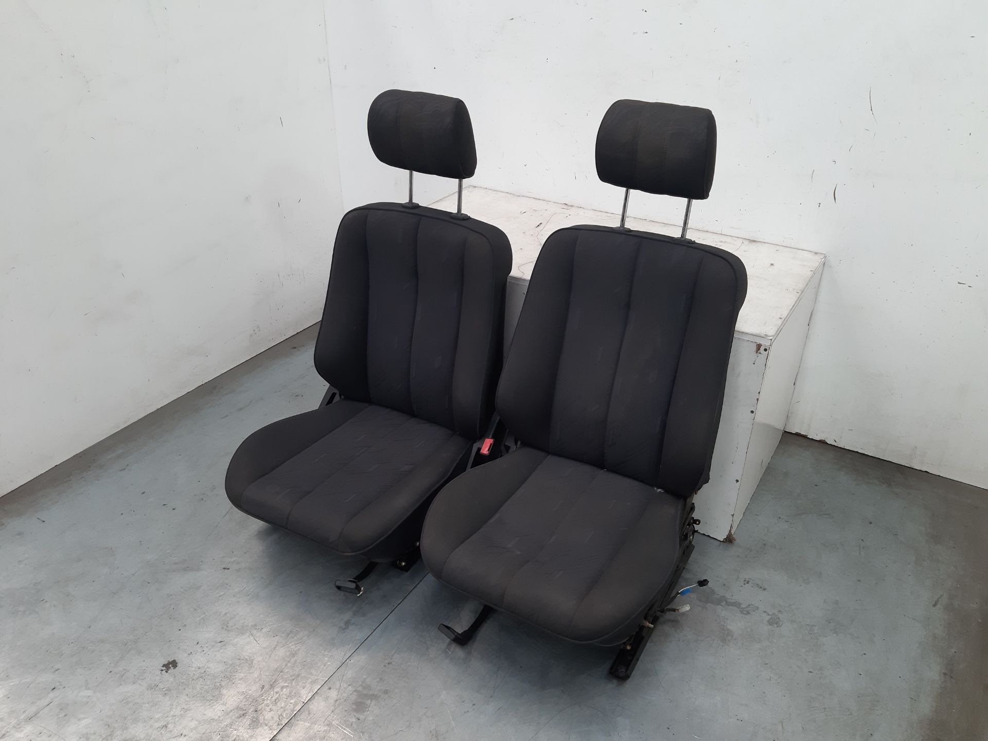 Asientos delanteros de Mercedes-benz Clase e (w210) 1999-2002 - pieza usada