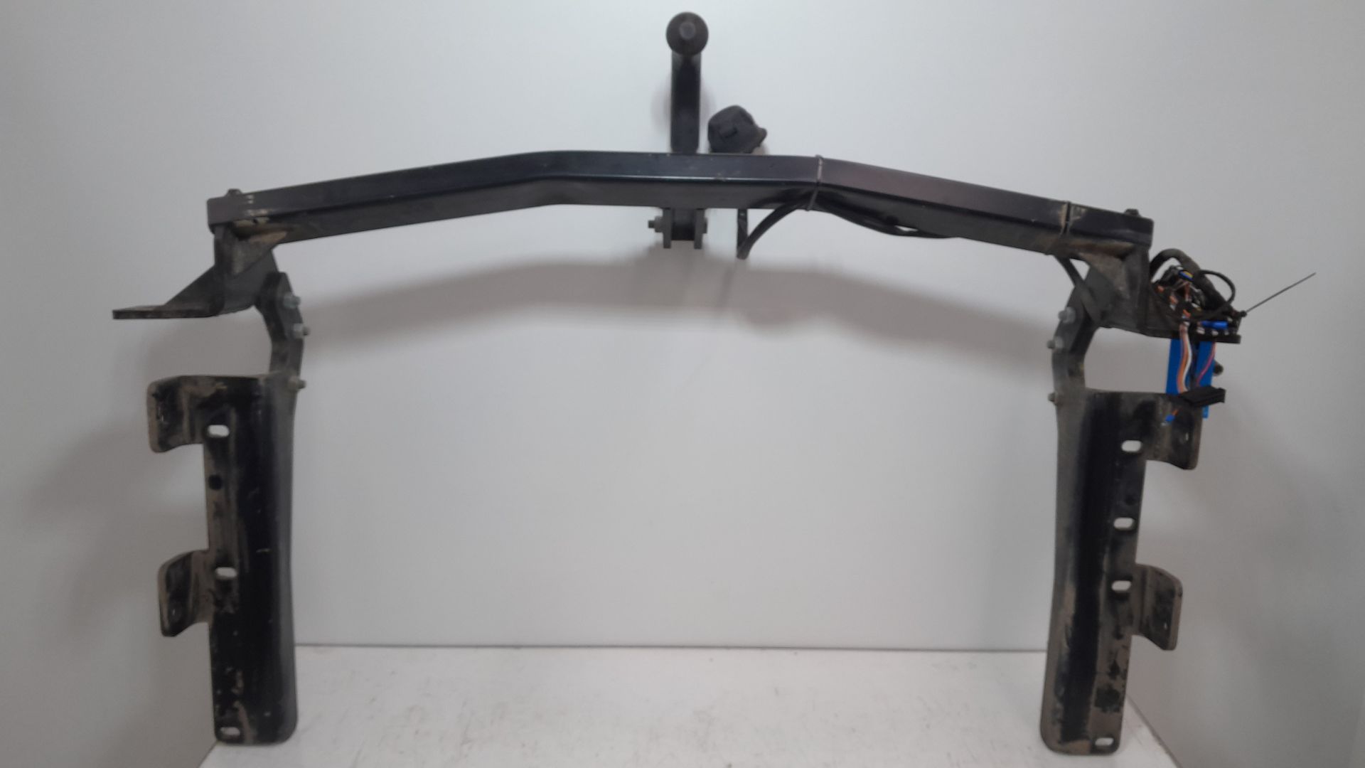 Enganche de remolque de Toyota Rav 4 2014-2015 - pieza usada