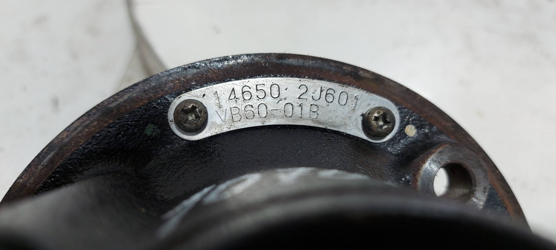 Depresor freno / bomba vacio OM628960 46502J601 de Nissan Primera 1996-1999 con 201839 km - pieza usada