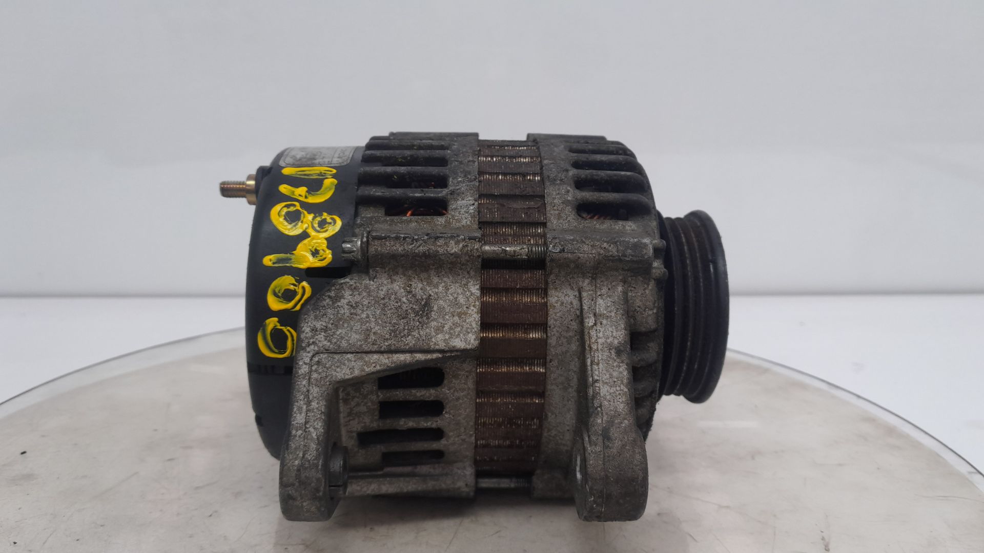 Alternador F8C 96567255 de Chevrolet Alero 1999-2004 - pieza usada