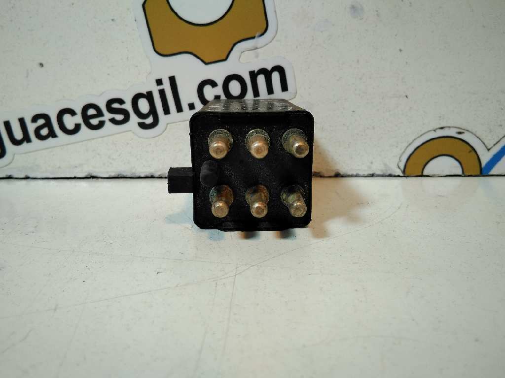 Rele 0008210863 Mercedes-benz Clase e 1976-0