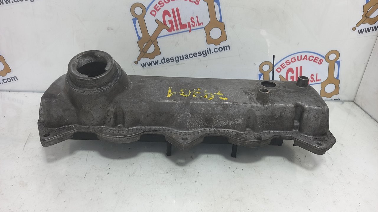 Tapa balancines 038103469EF de Volkswagen Golf 1997-2002 - pieza usada