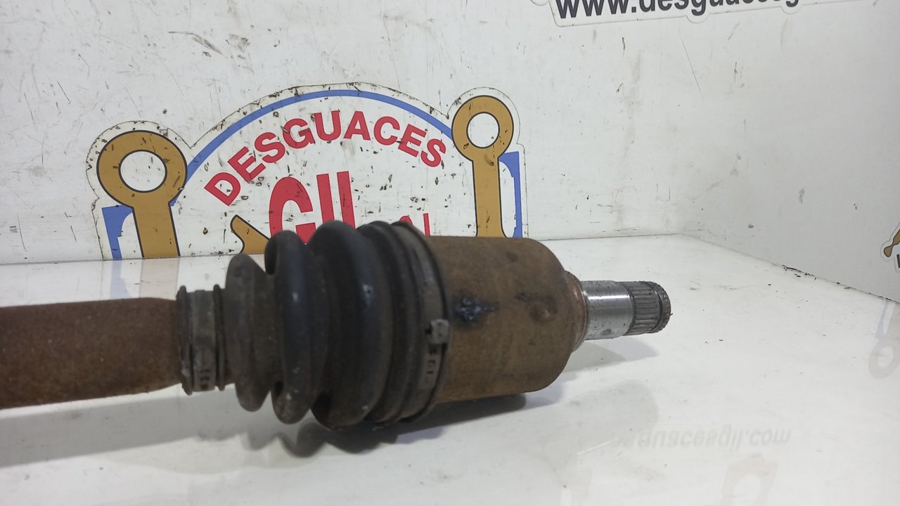 Transmisión trasera derecha G 15 de Smart Coupe 2003-2006 - pieza usada
