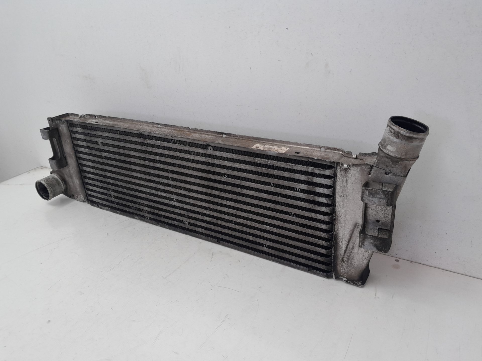 Intercooler K9K D7 8200115540 de Renault Master combi 2002-0 - pieza usada
