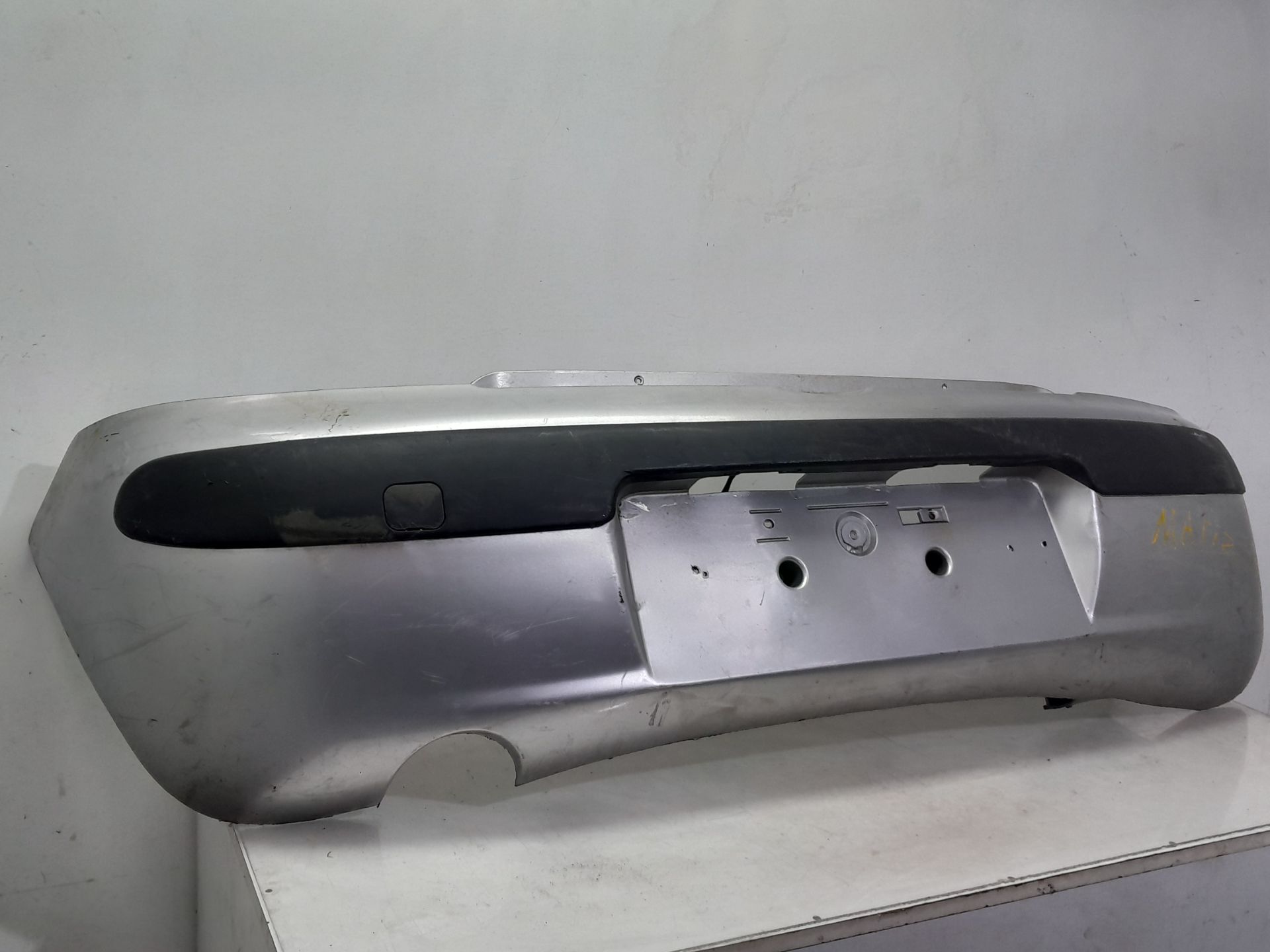 Paragolpes trasero de Daewoo Matiz (m100, m150) 1998-2004 - pieza usada