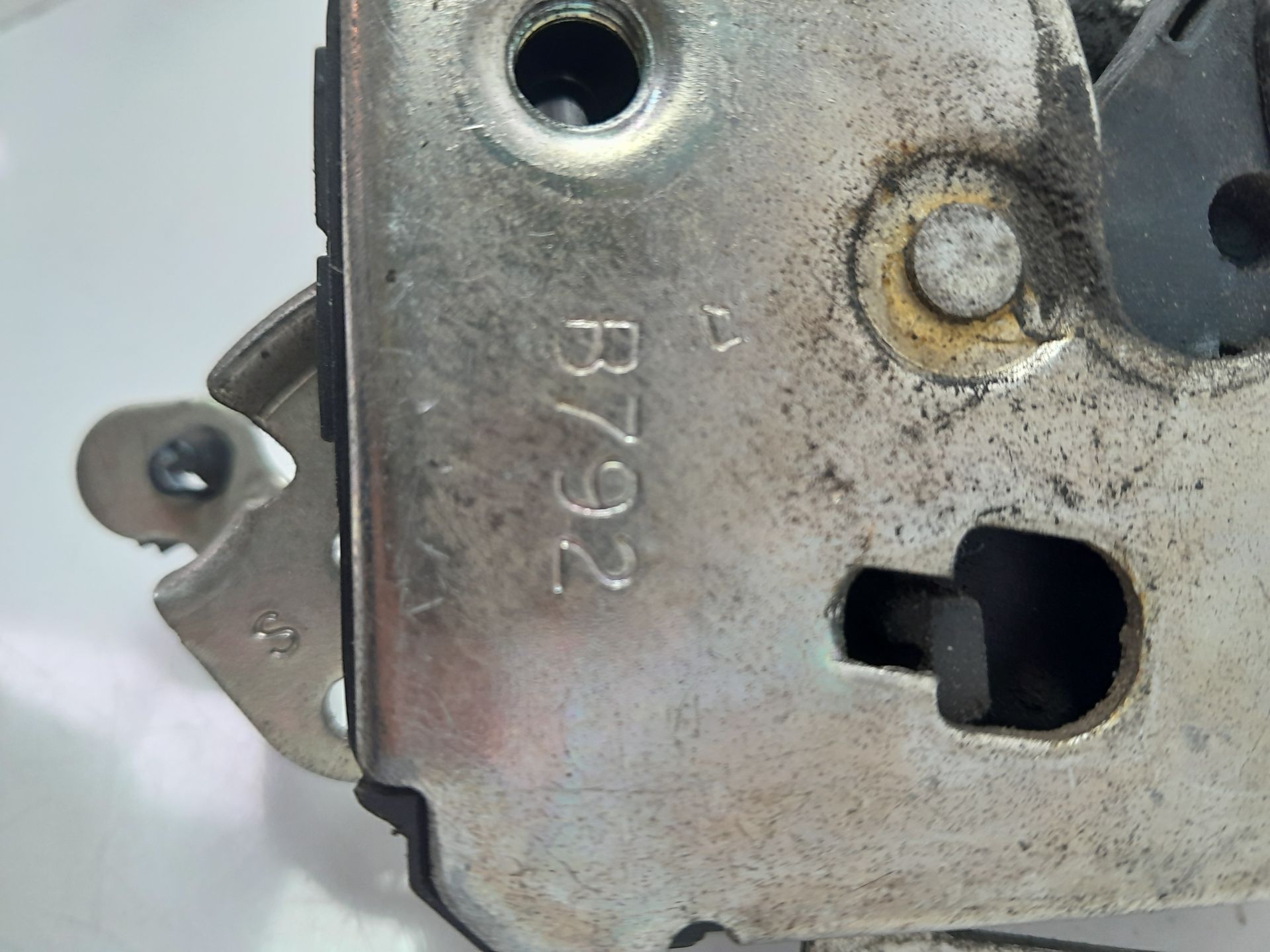 Cerradura puerta delantera izquierda 188A2000 B792 de Fiat Punto 1999-2002 - pieza usada