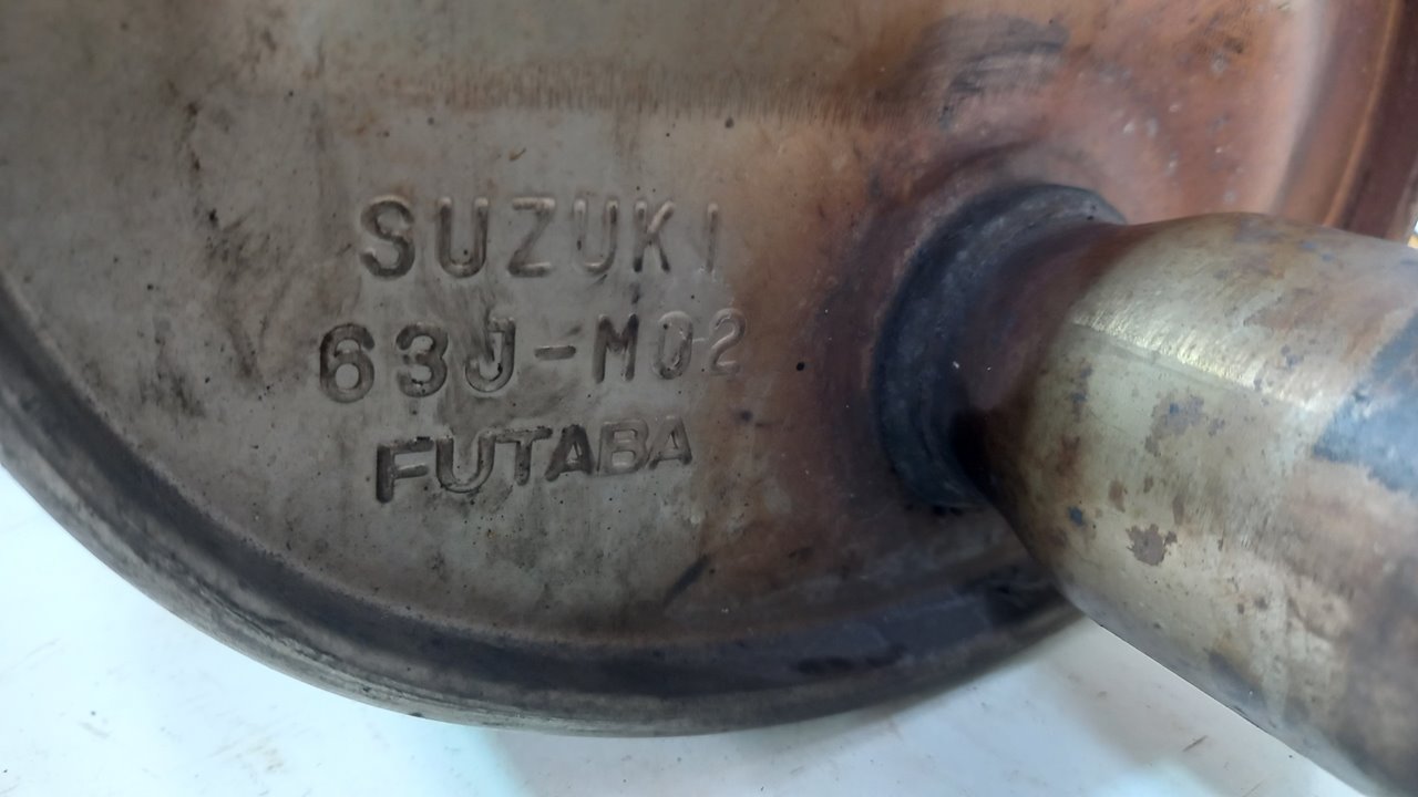 Tubo de escape trasero M15A 63JM02 de Suzuki Swift 2005-2008 - pieza usada