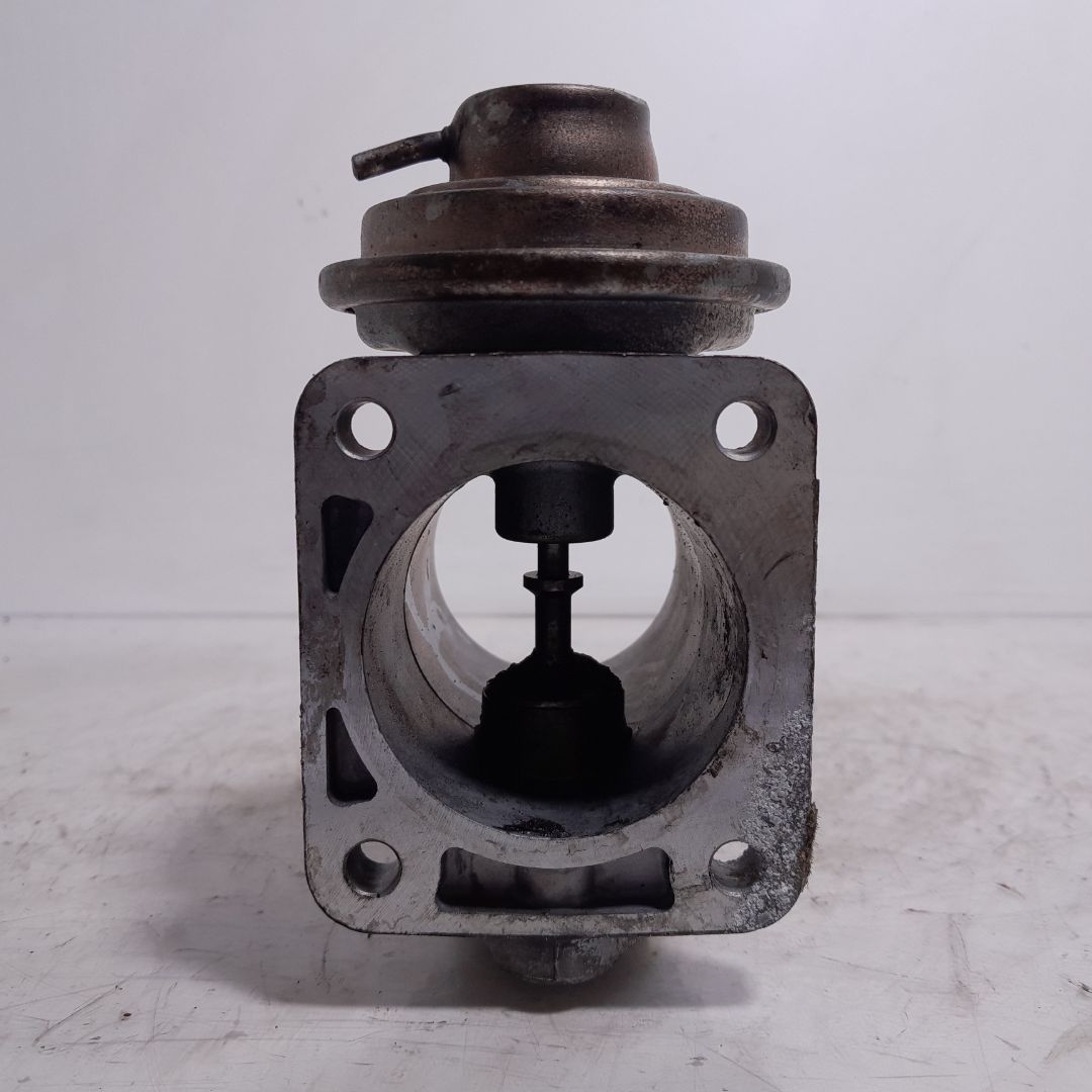 Válvula egr 11712244900 de Bmw 3 (e36) 1993-1998 - pieza usada