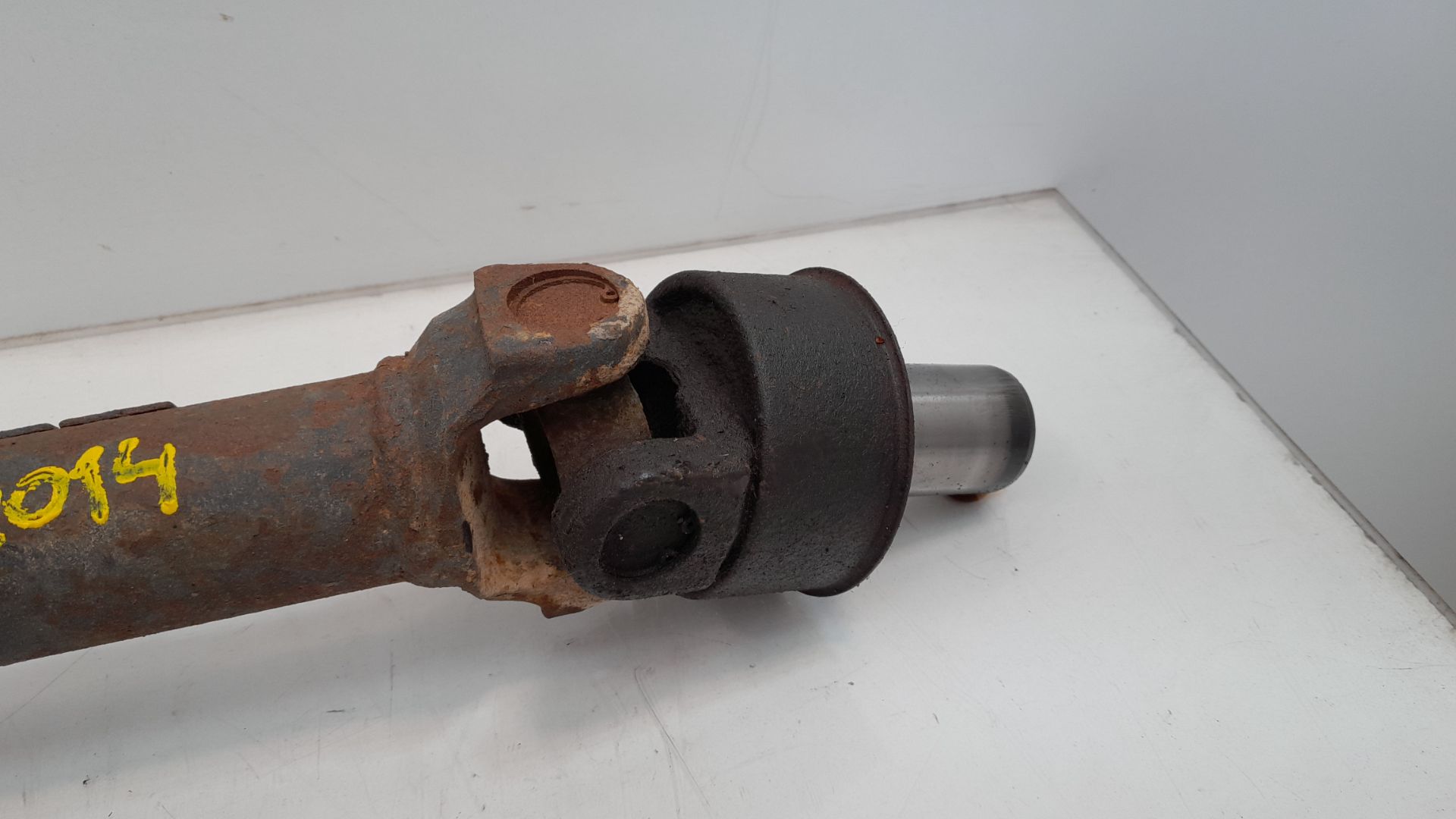 Transmisión central delantera 4M40 de Mitsubishi Montero 1994-1997 - pieza usada